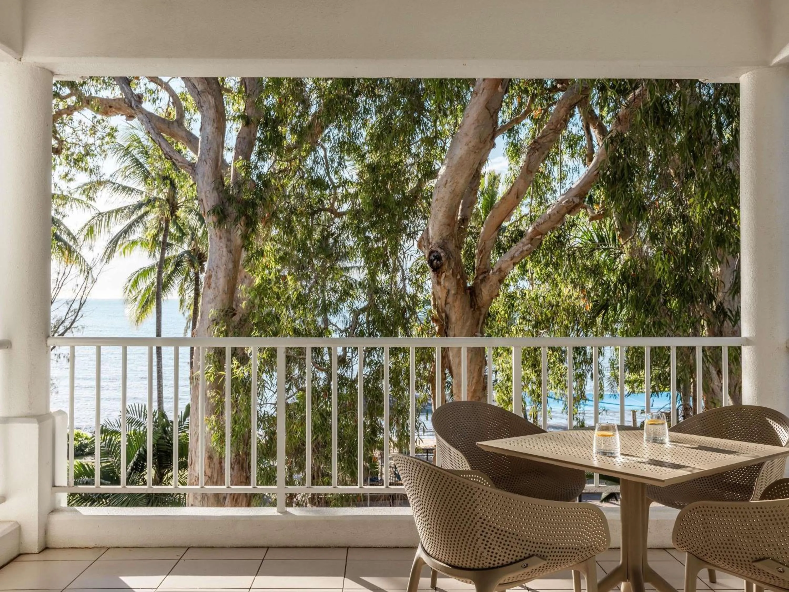 Bedroom in Peppers Beach Club & Spa
