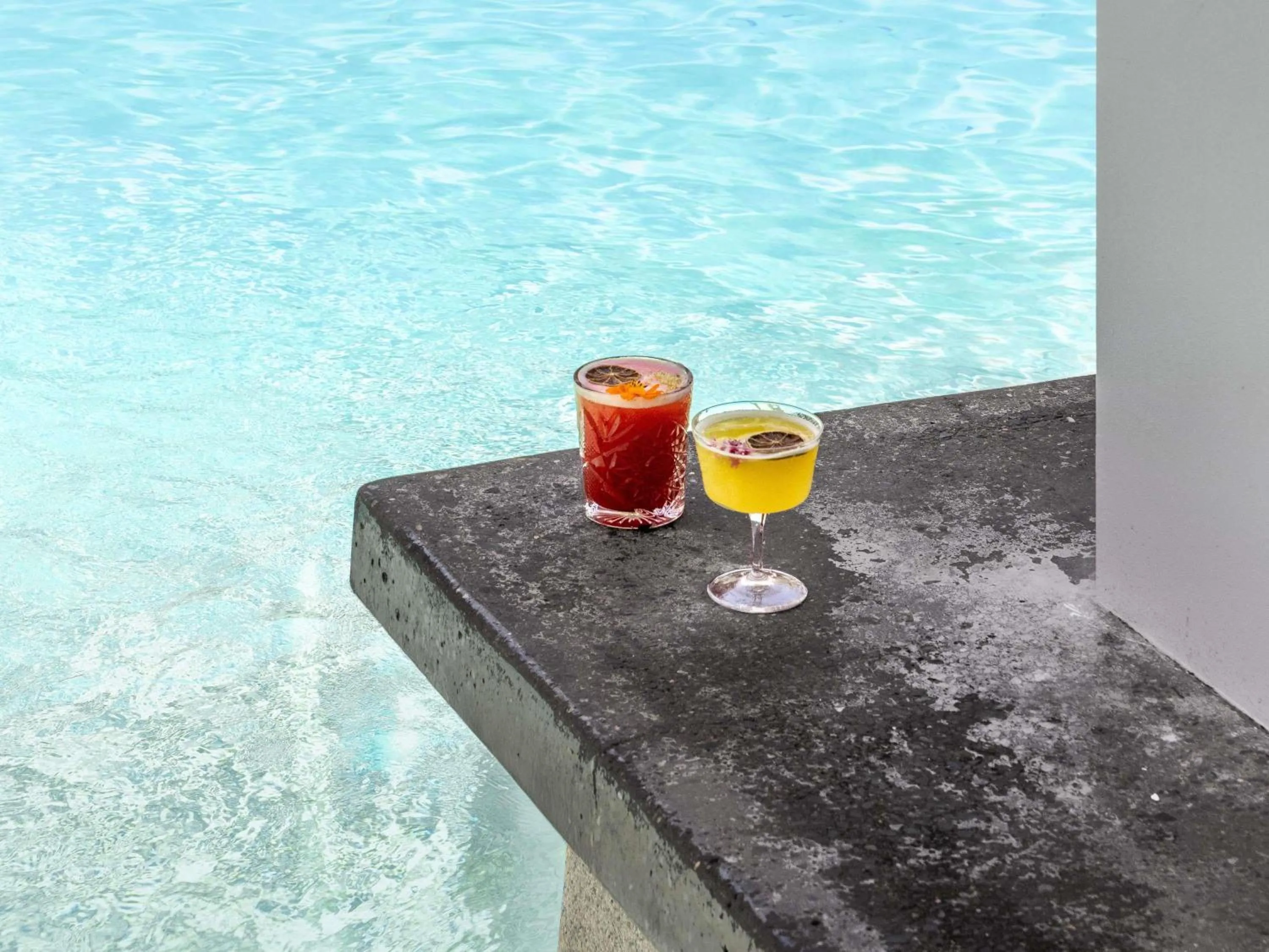 Lounge or bar in Peppers Beach Club & Spa