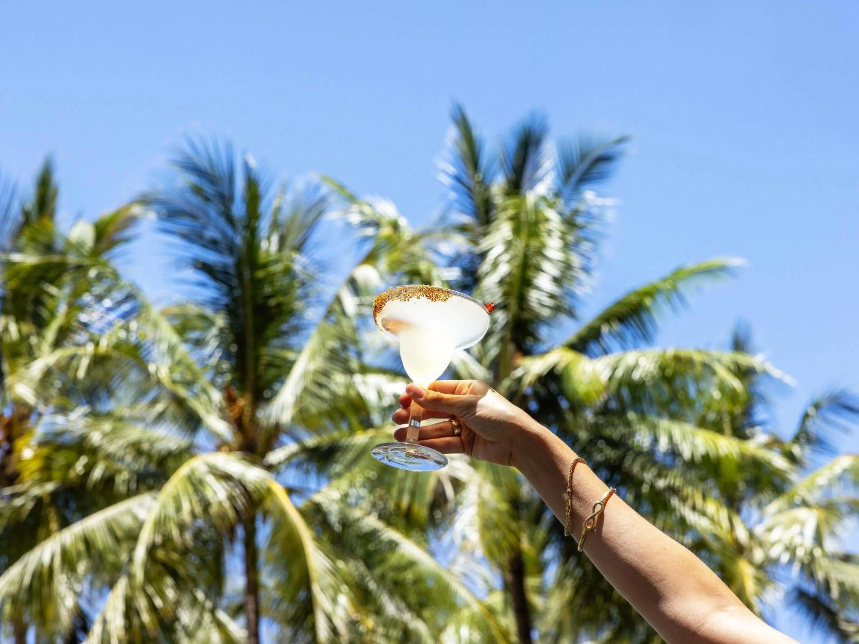 Lounge or bar in Peppers Beach Club & Spa