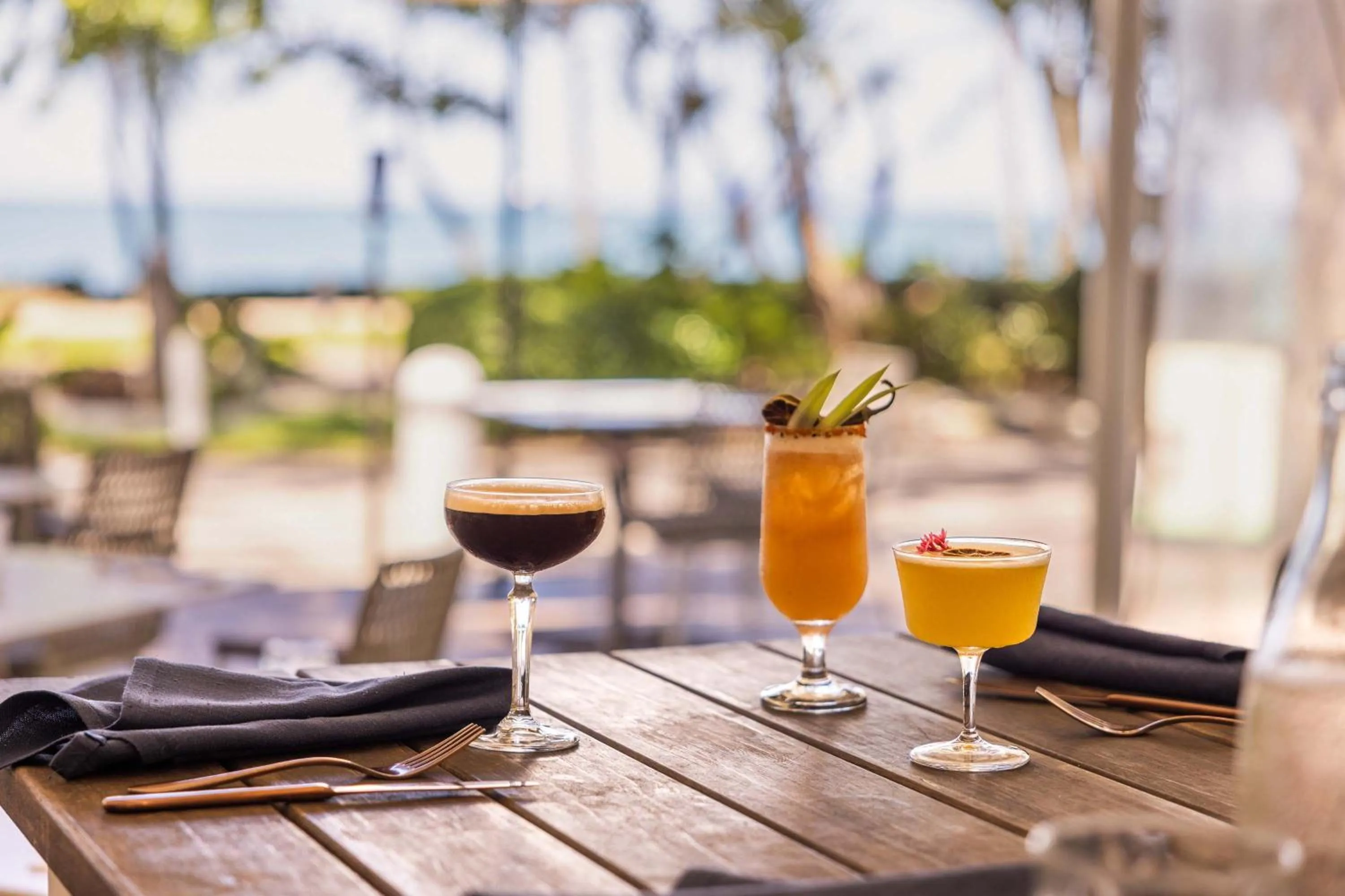 Lounge or bar in Peppers Beach Club & Spa