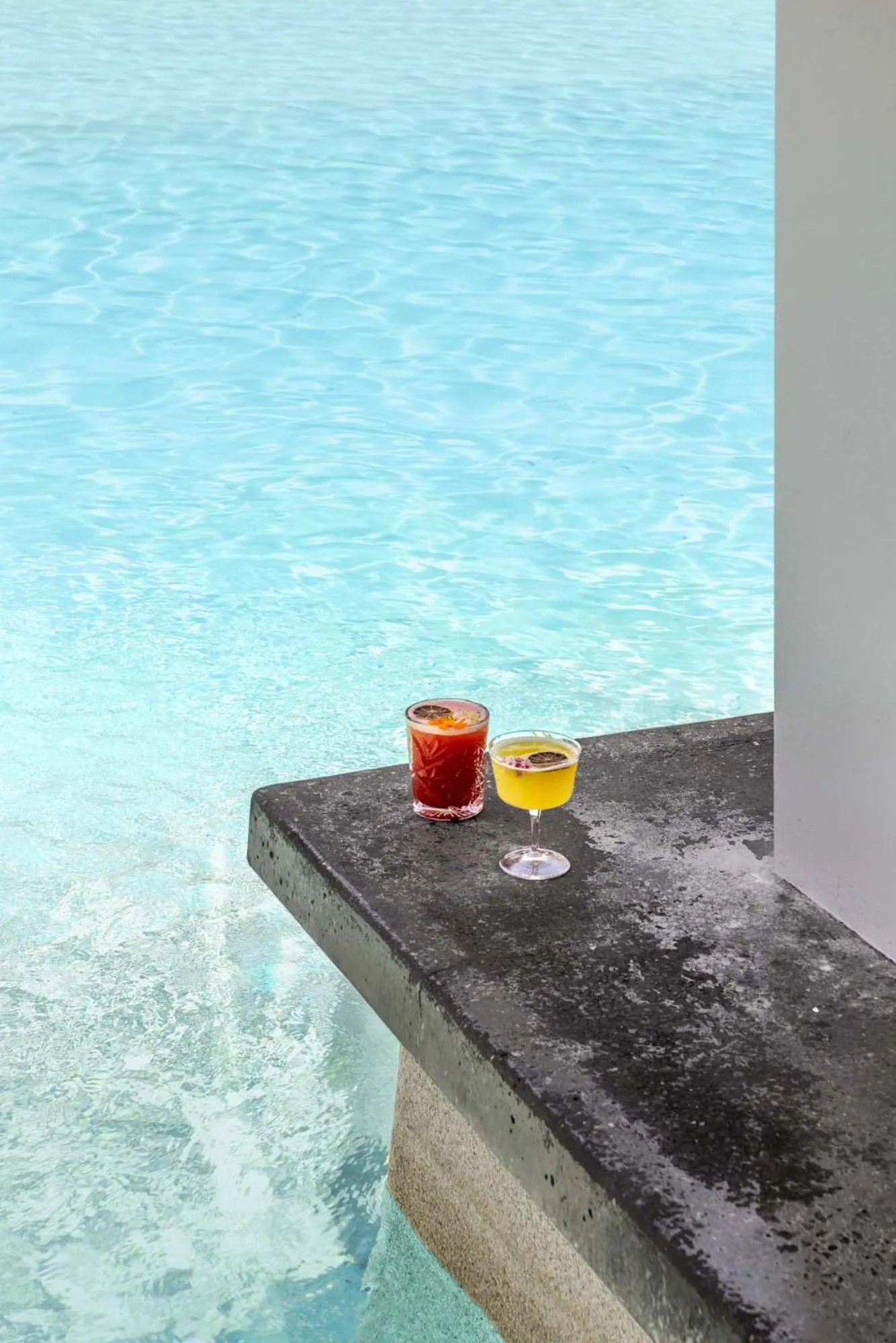 Lounge or bar in Peppers Beach Club & Spa