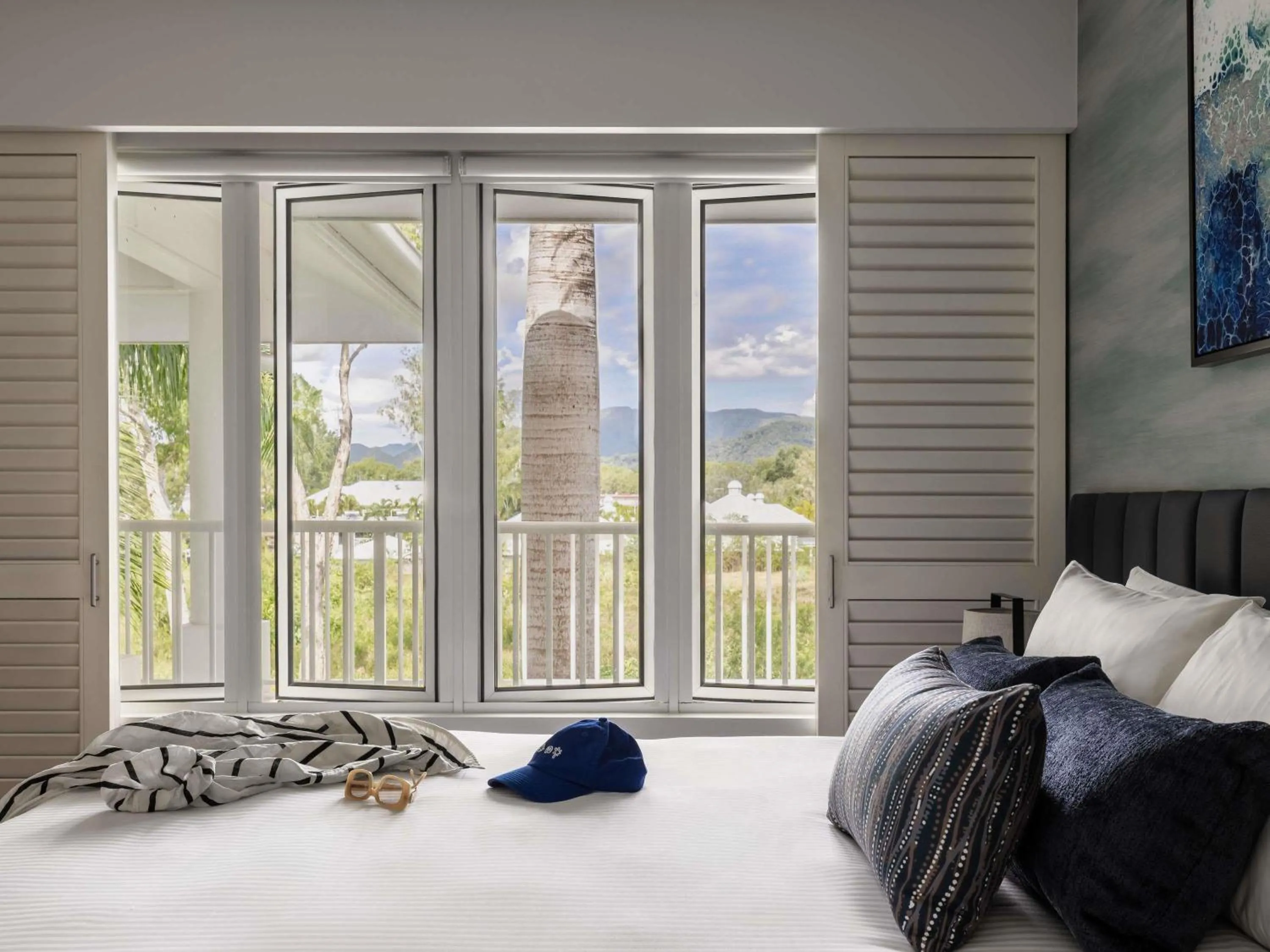 Bedroom, Bed in Peppers Beach Club & Spa