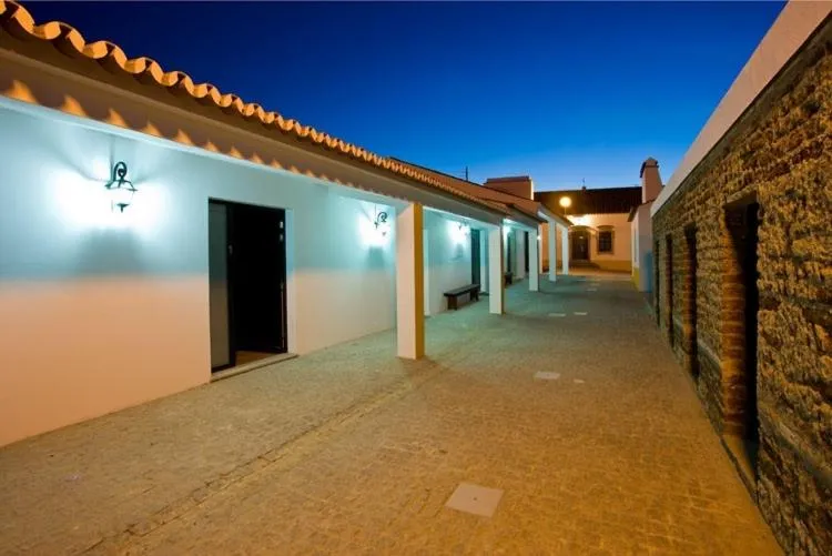 Facade/entrance in Hotel Quinta Dos Bastos