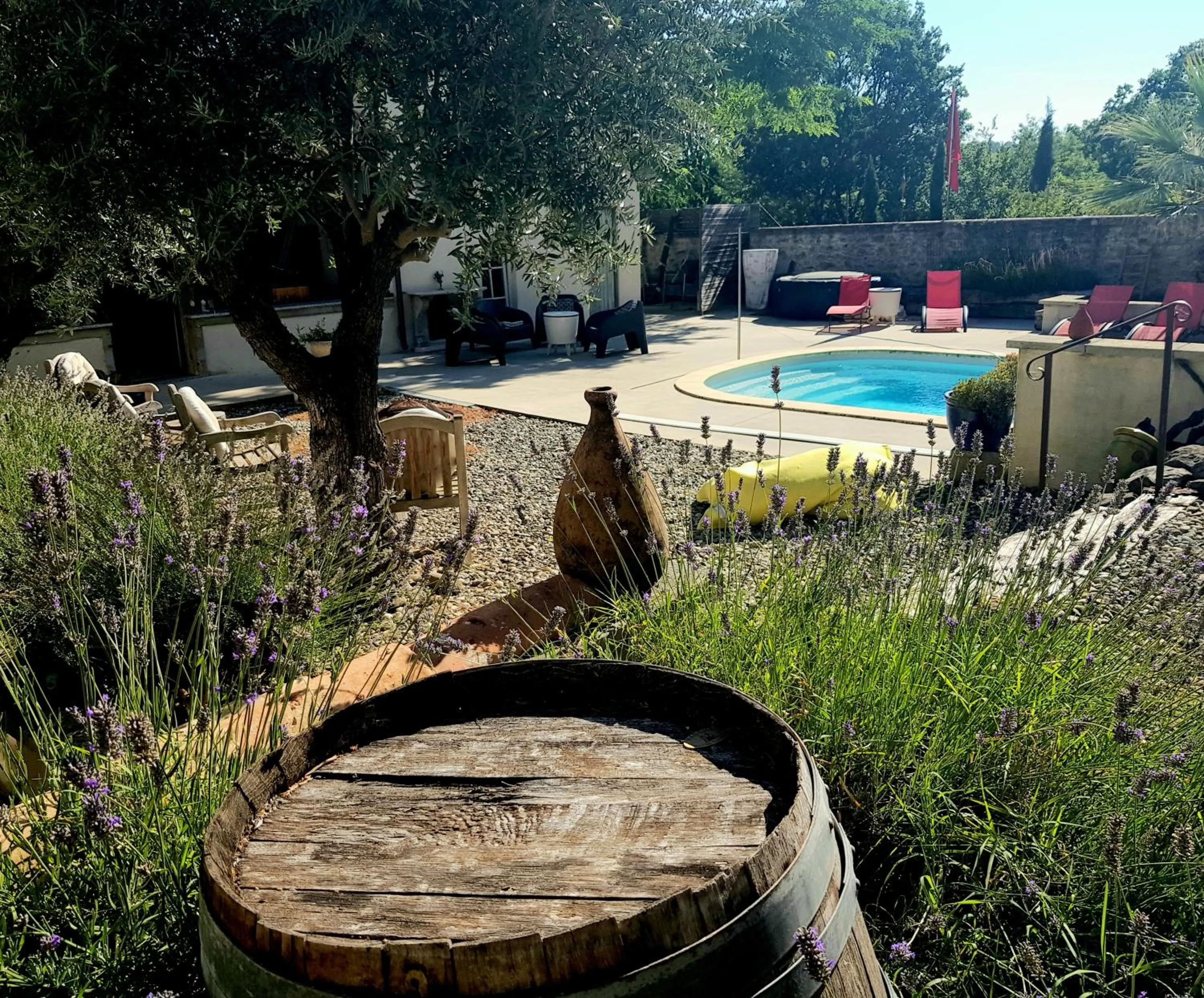 Swimming pool in Le Clos des Troubadours