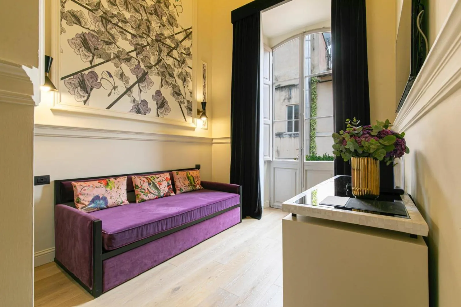 Seating area in Roma Luxus Hotel