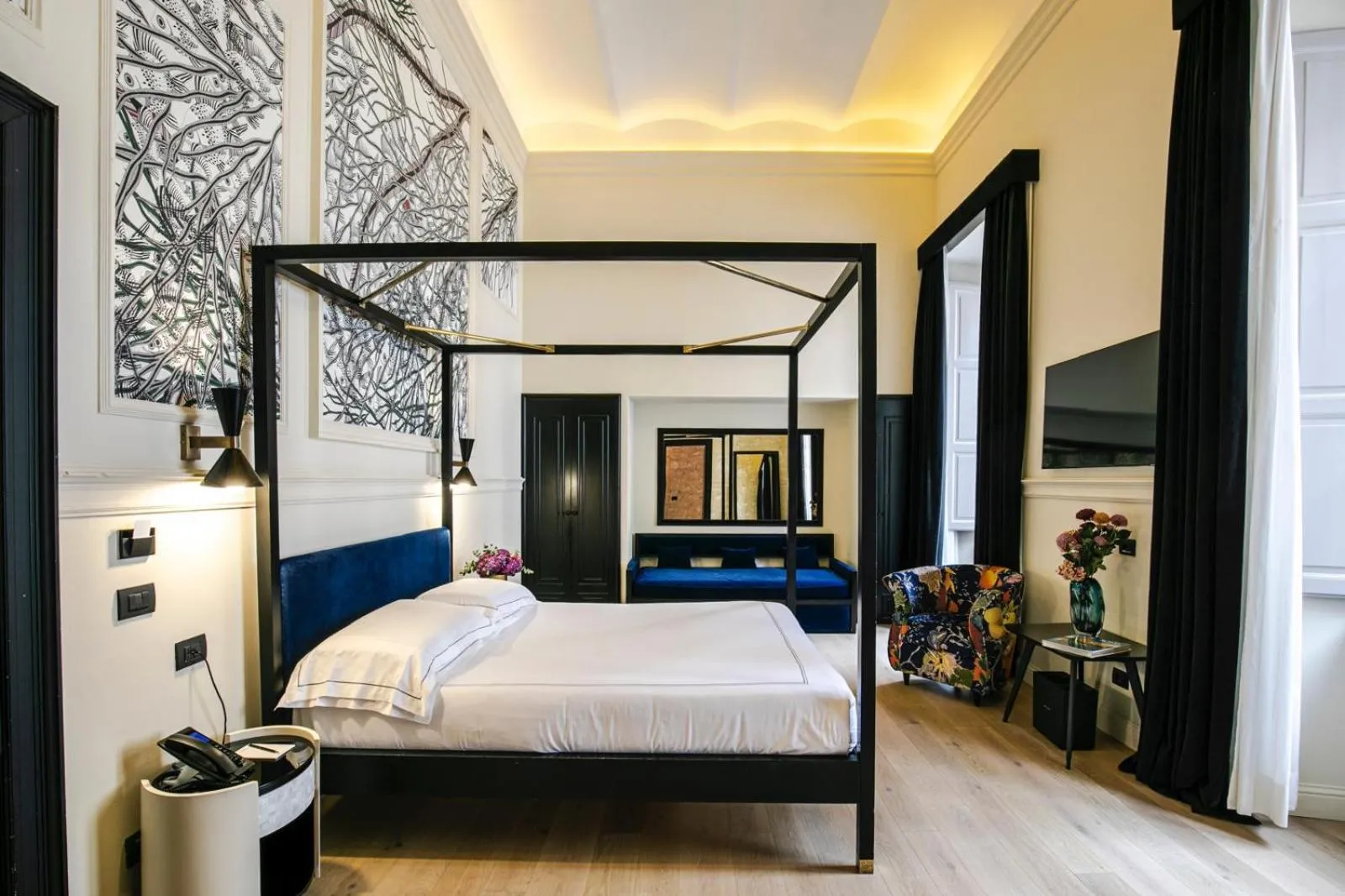 Bed in Roma Luxus Hotel