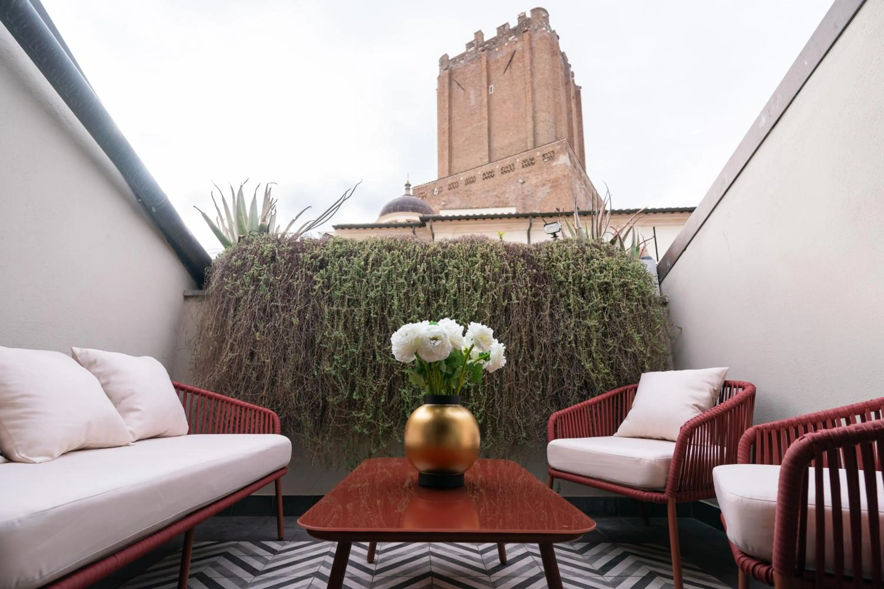 Balcony/Terrace in Roma Luxus Hotel
