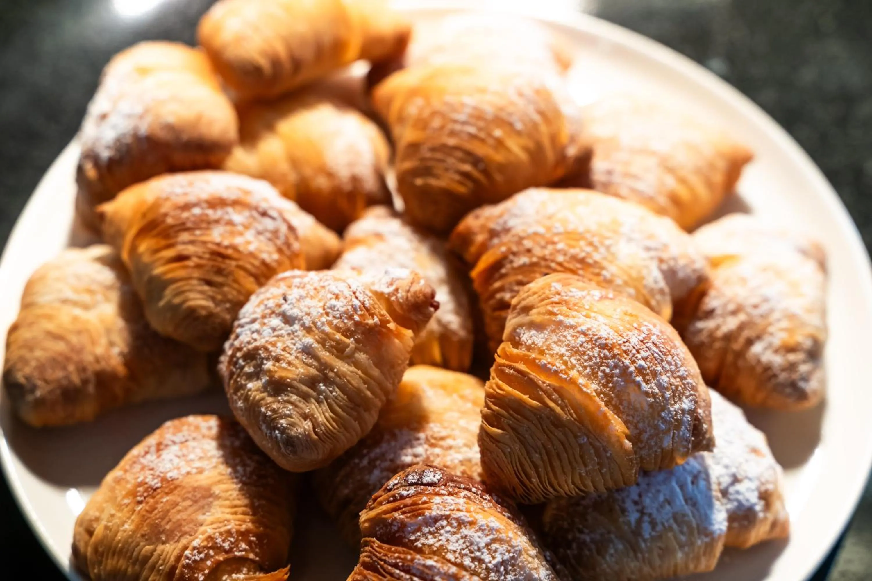 Continental breakfast in Roma Luxus Hotel