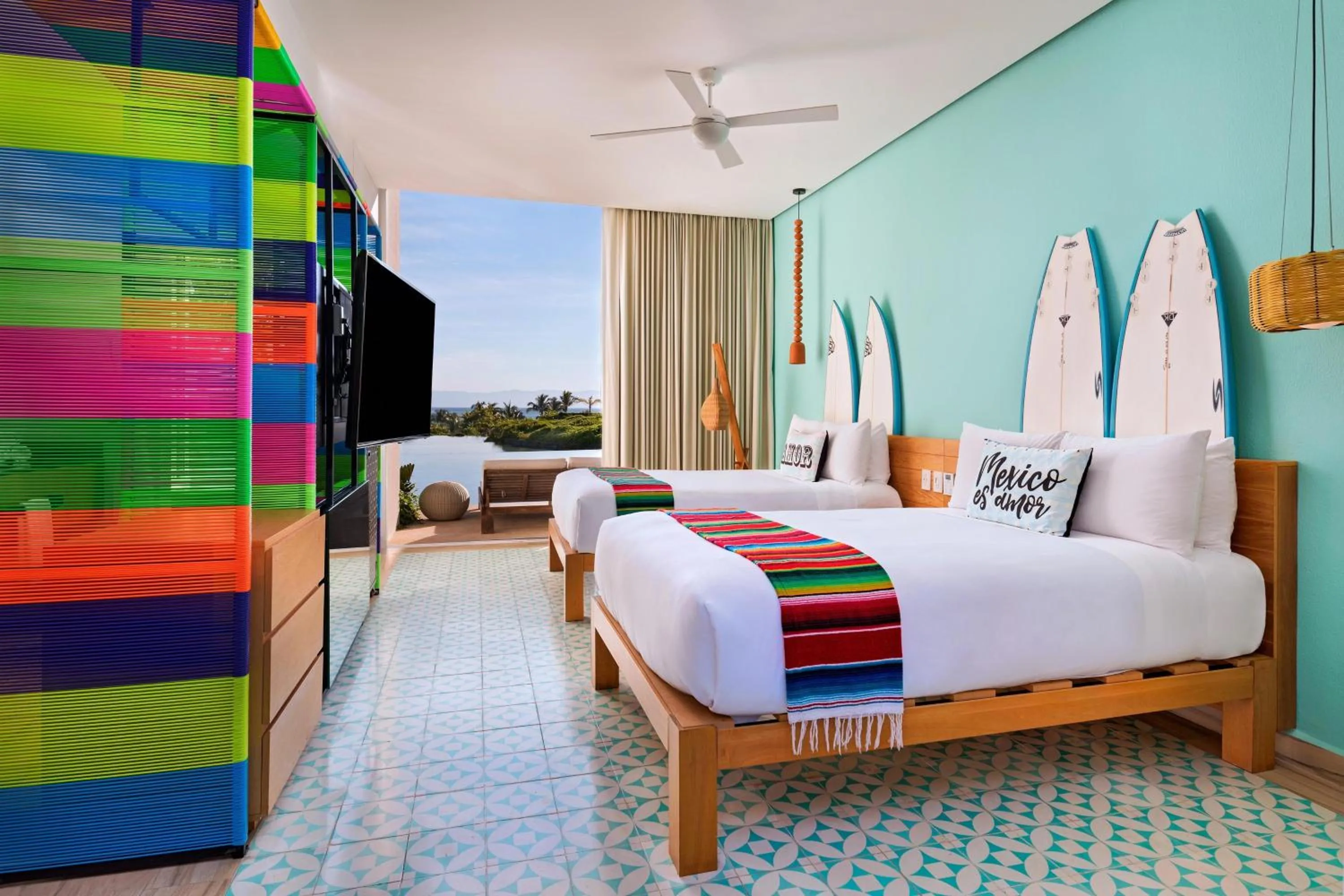 Photo of the whole room, Bed in W Punta de Mita