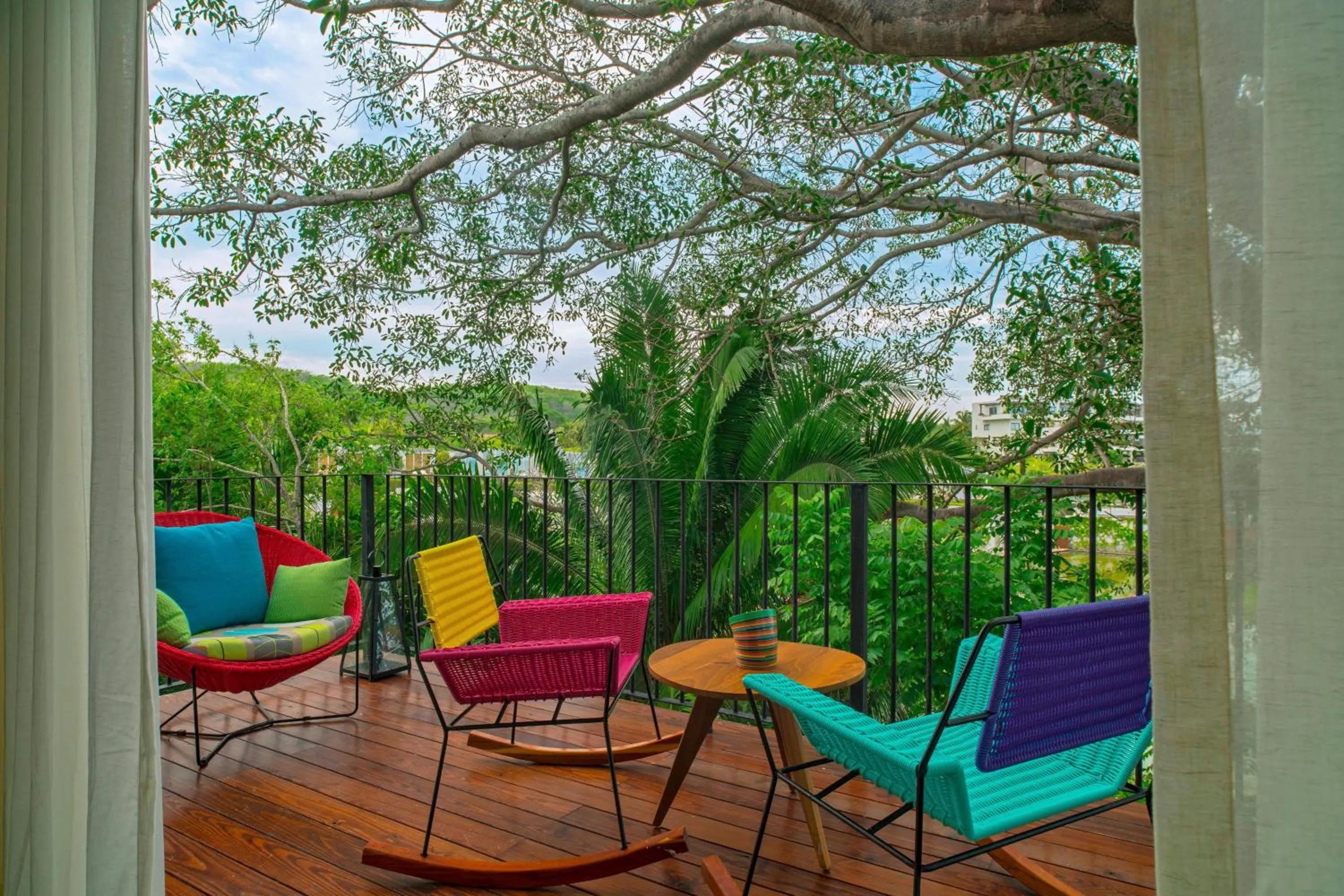 Photo of the whole room in W Punta de Mita