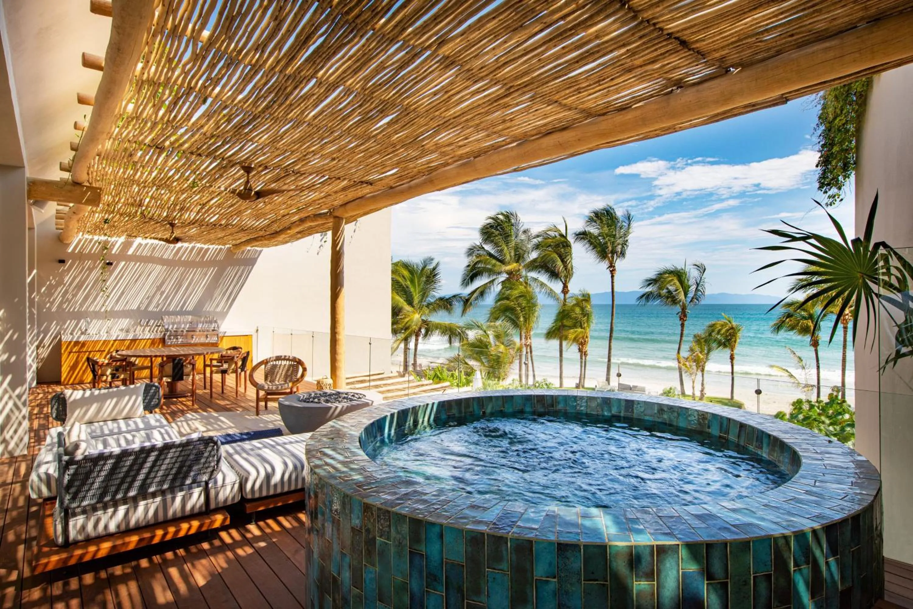 Photo of the whole room in W Punta de Mita