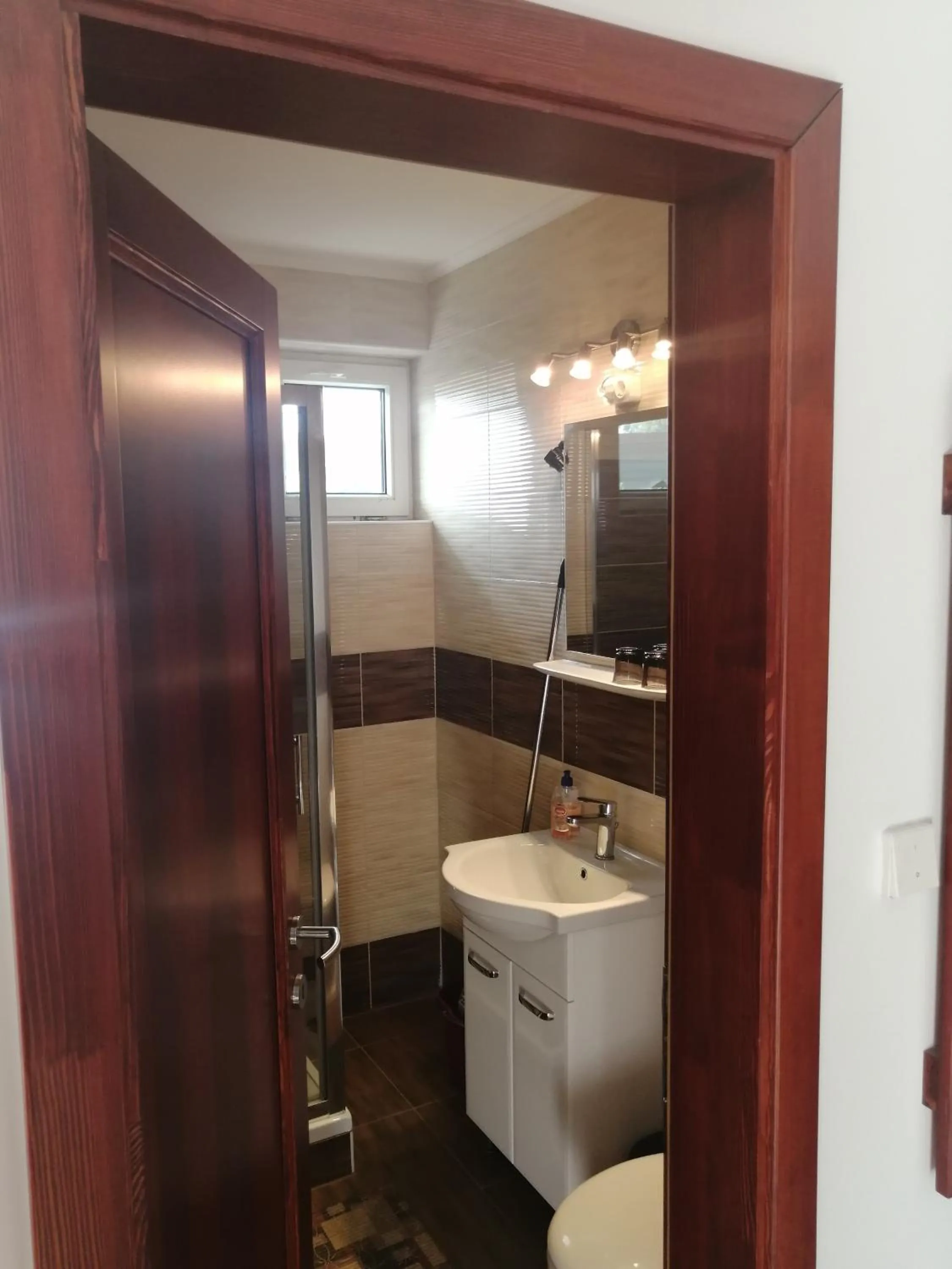 Anita Apartman