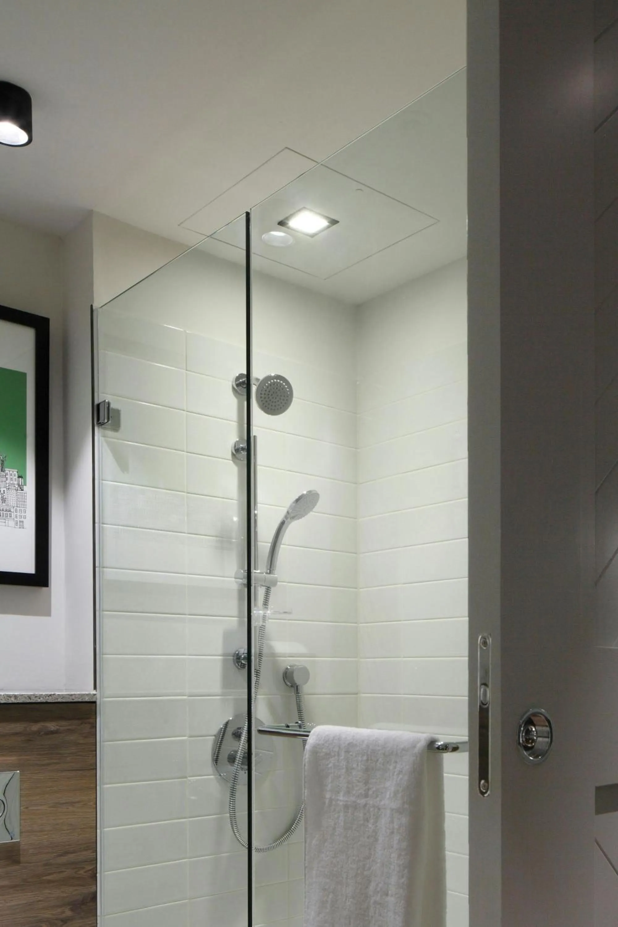 Bathroom in Residence Inn by Marriott London Bridge