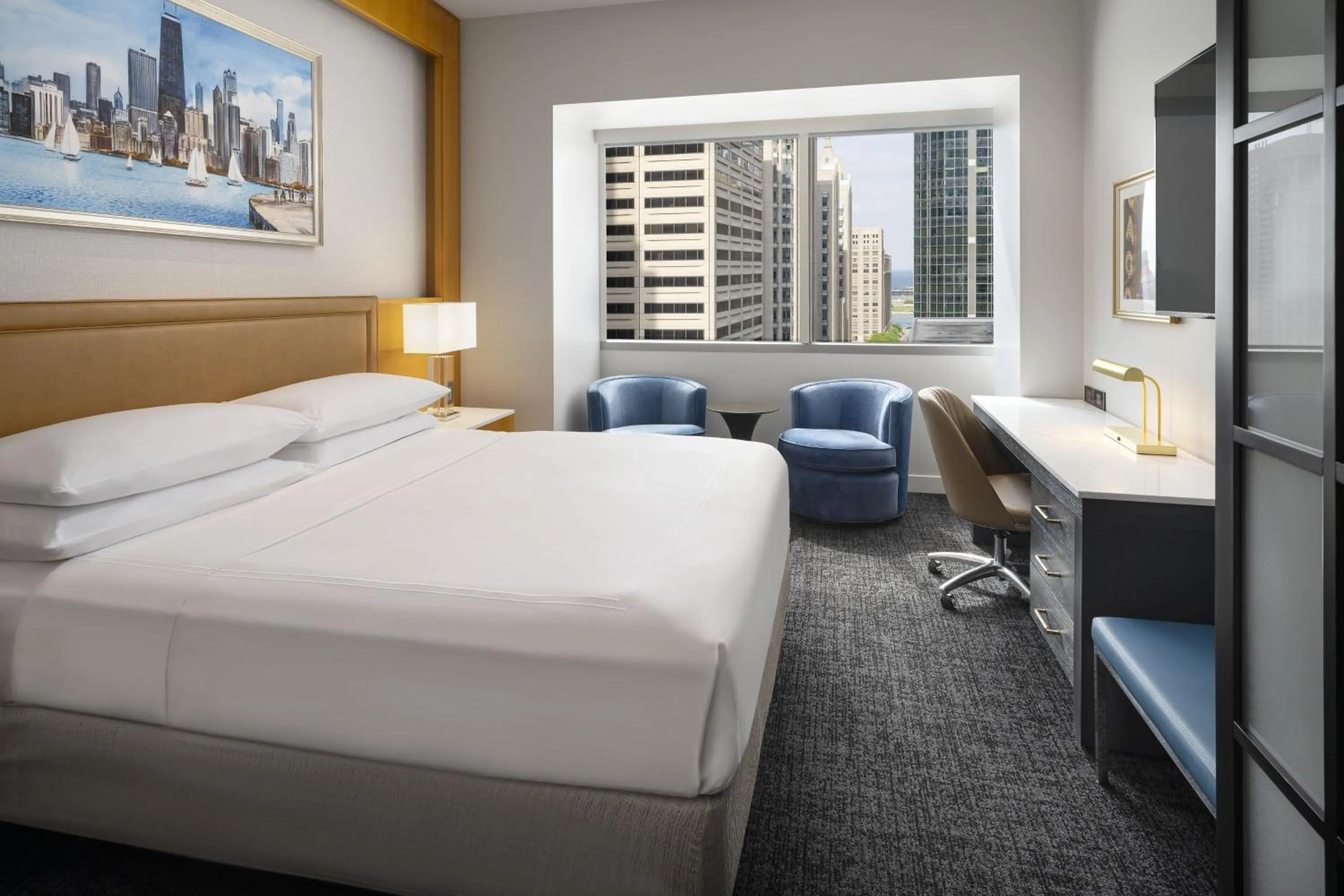 Photo of the whole room, Bed in Conrad Chicago