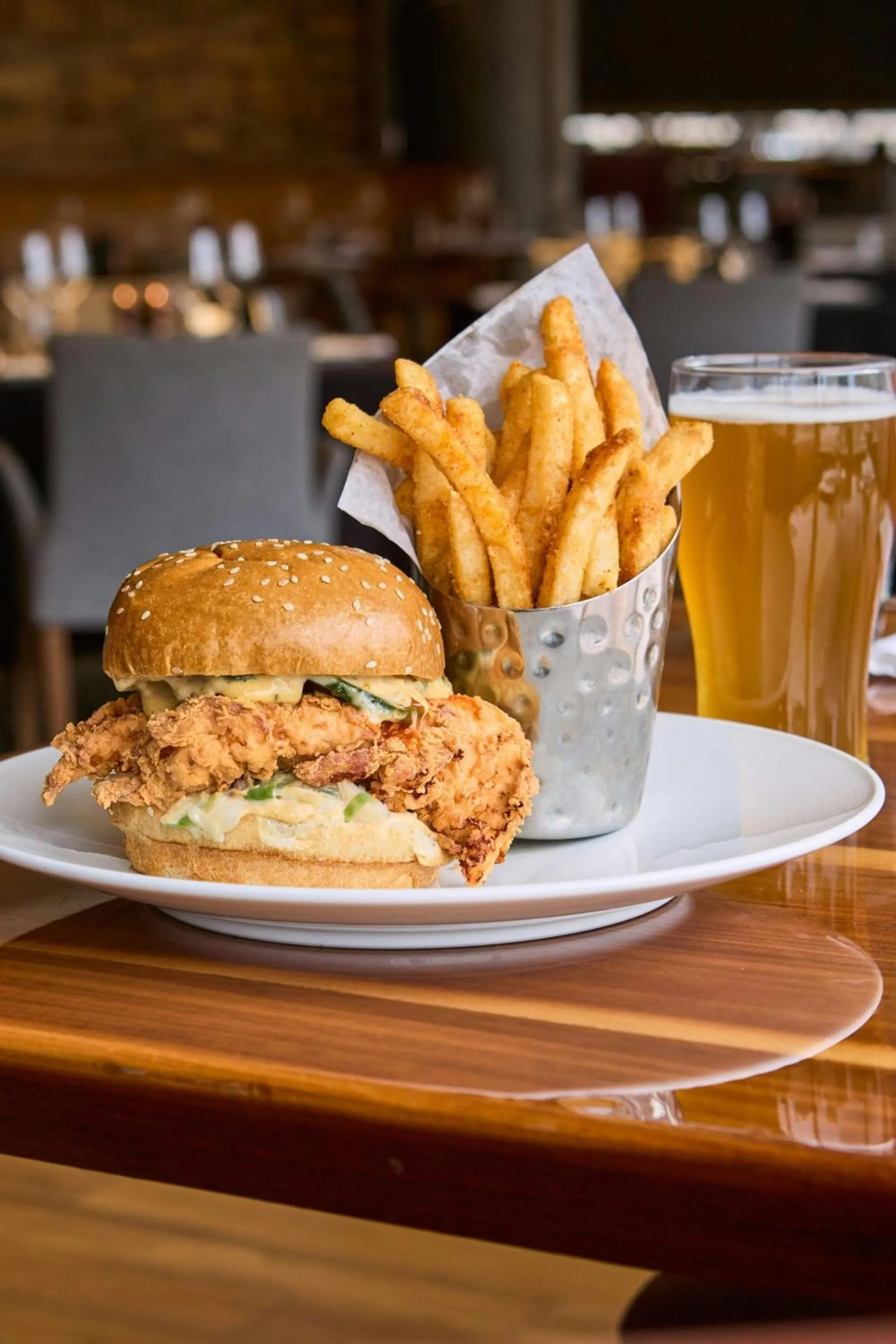 Restaurant/places to eat in Conrad Chicago