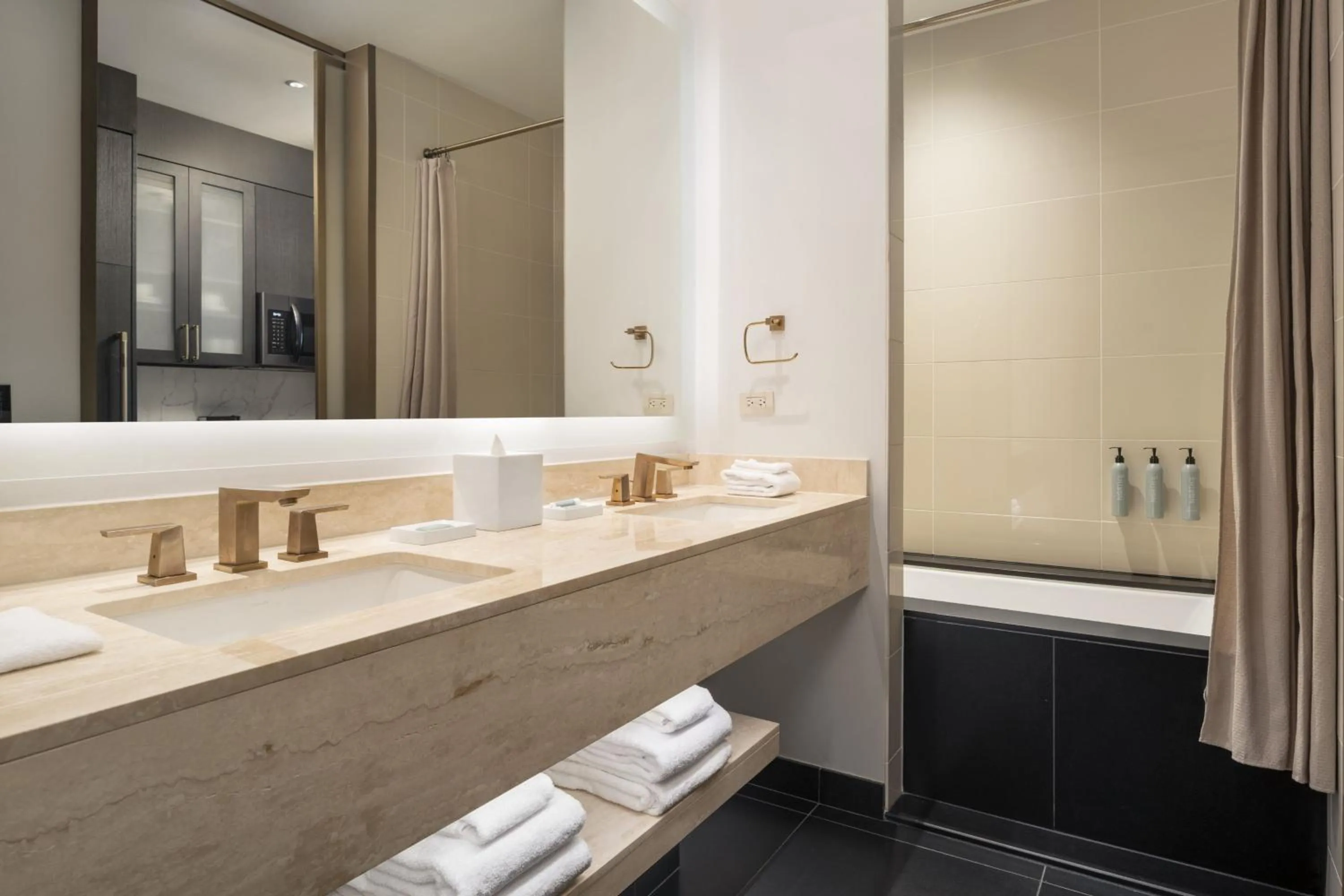 Bathroom in Conrad Chicago