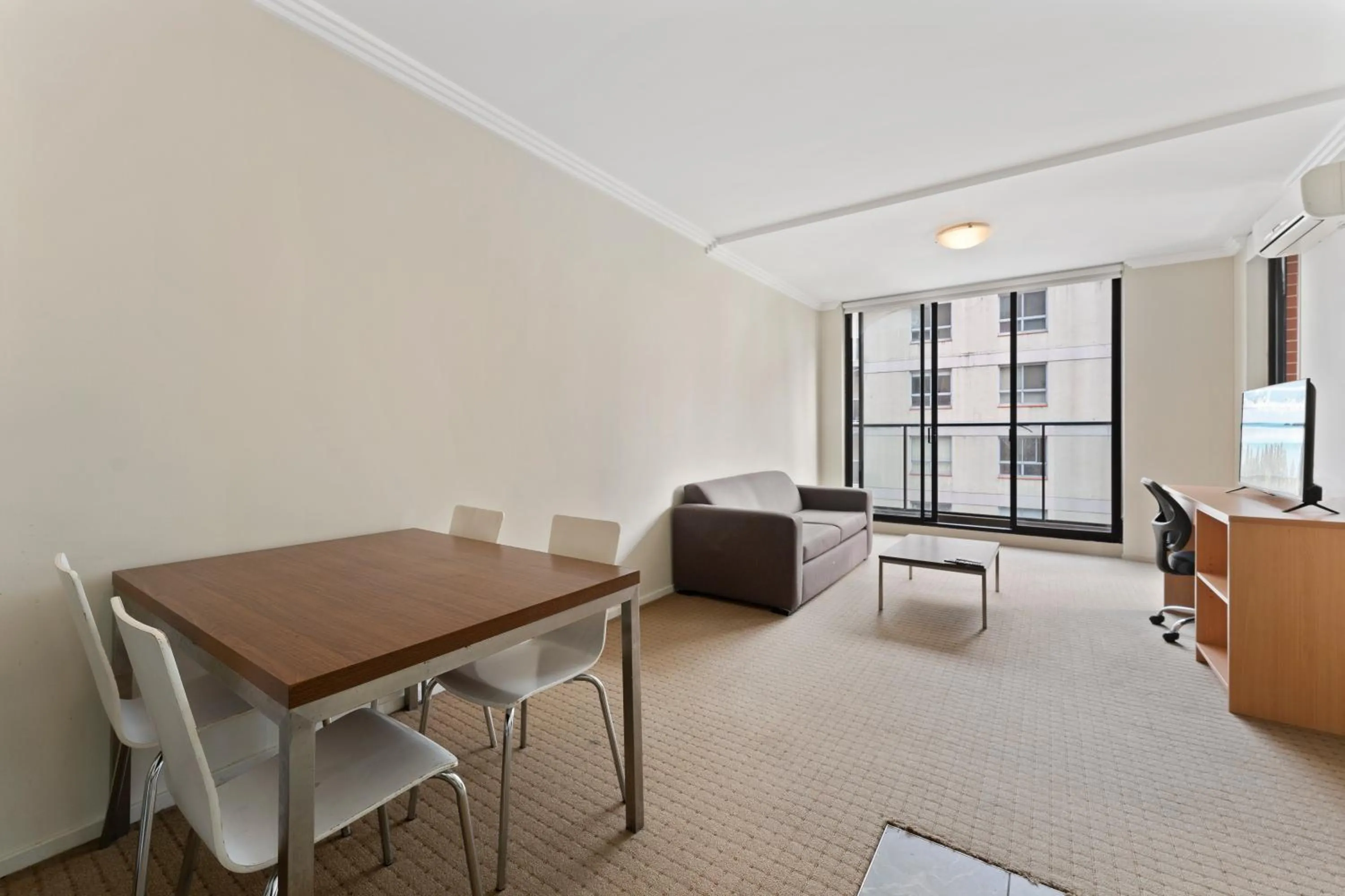 TV and multimedia in APX Darling Harbour