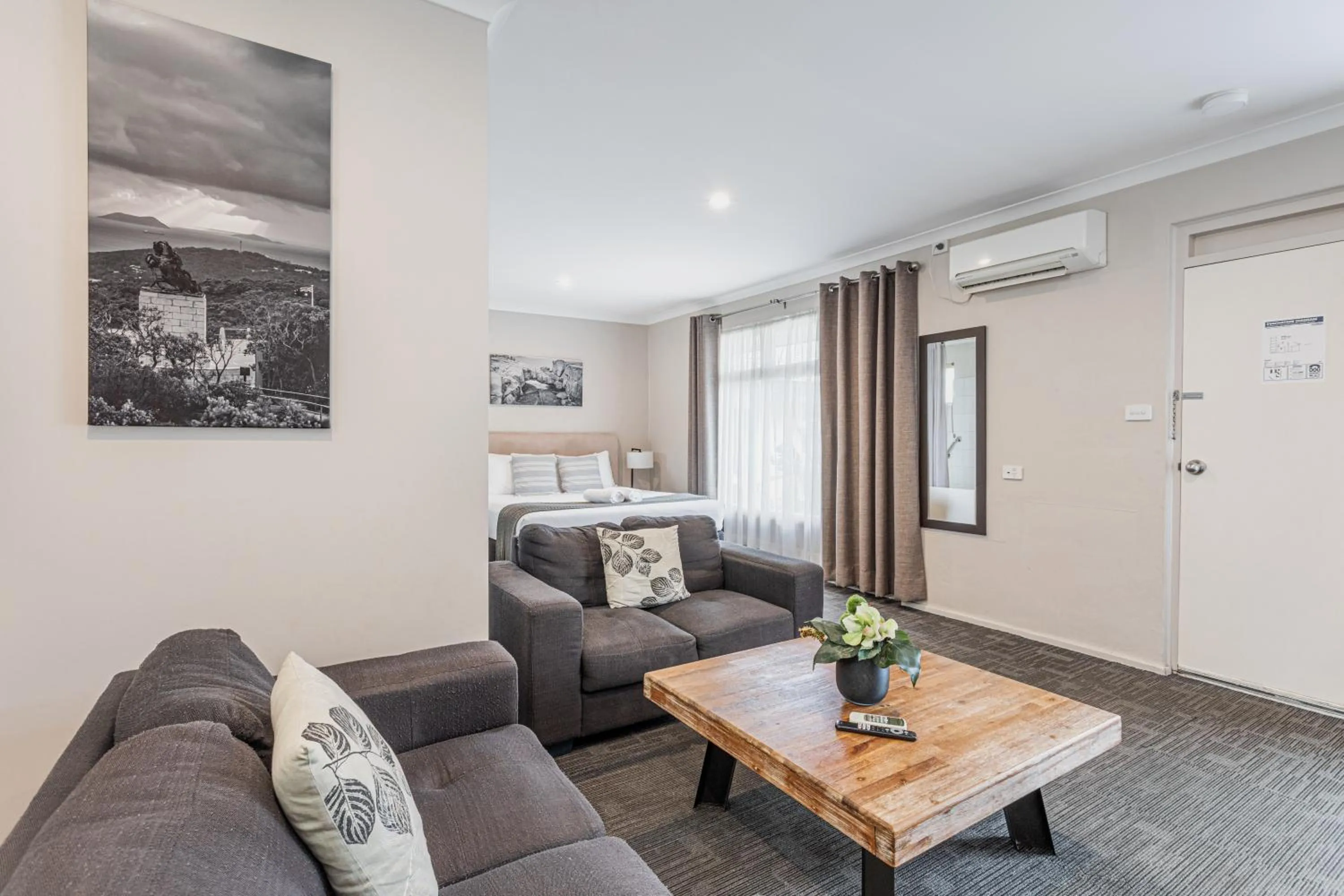 Shower in Mandala Ace Albany Hotel