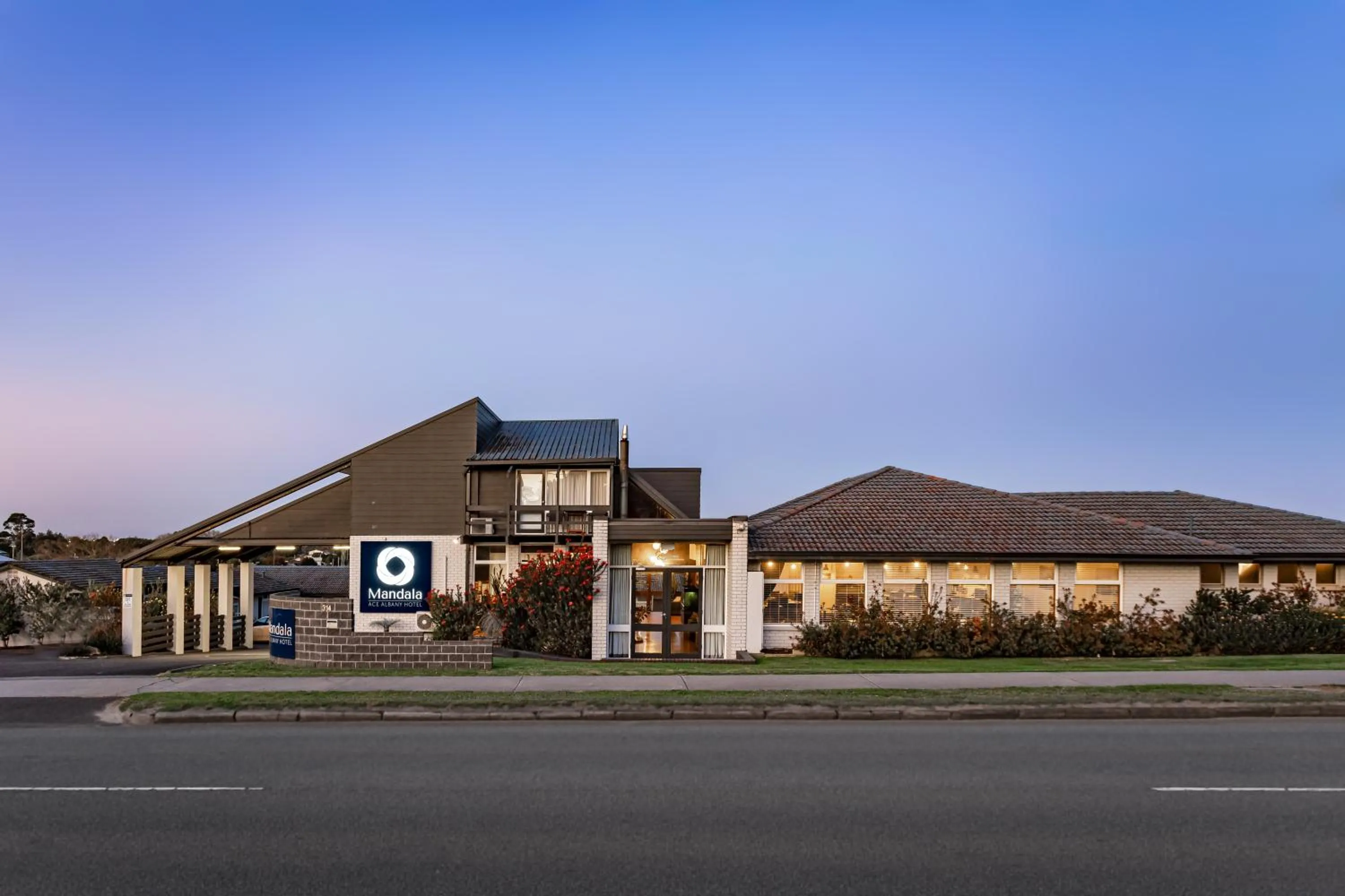 Night in Mandala Ace Albany Hotel