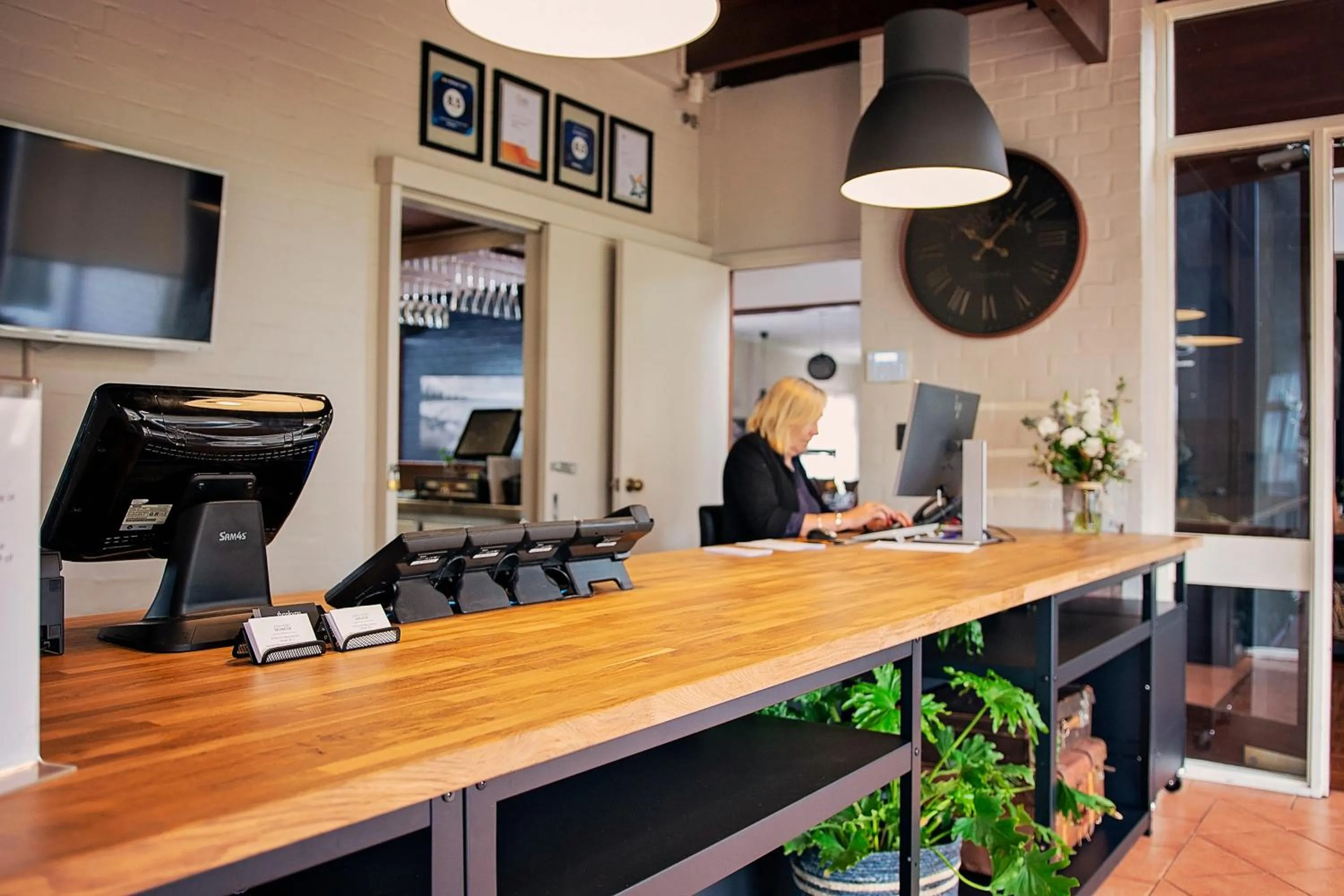 Lobby or reception in Mandala Ace Albany Hotel