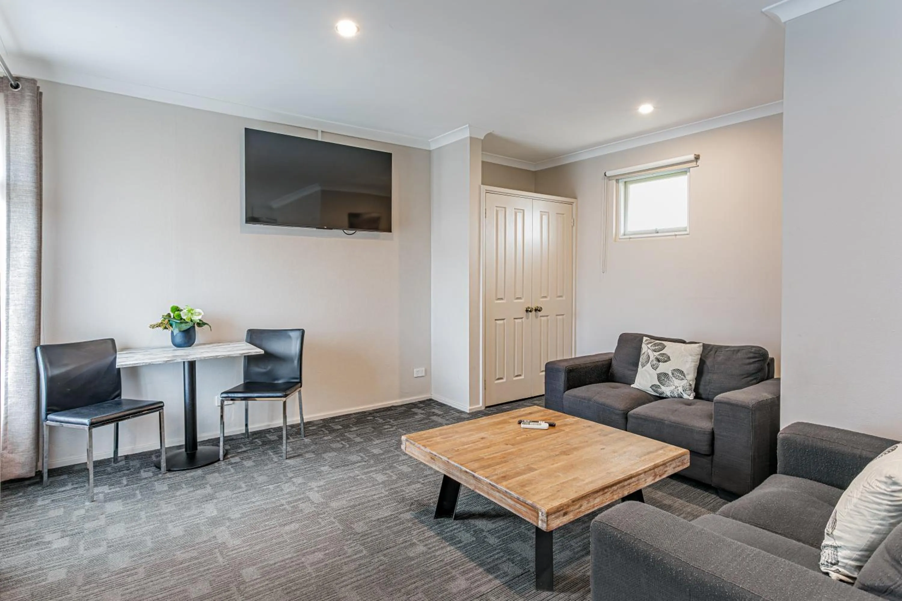 Shower in Mandala Ace Albany Hotel