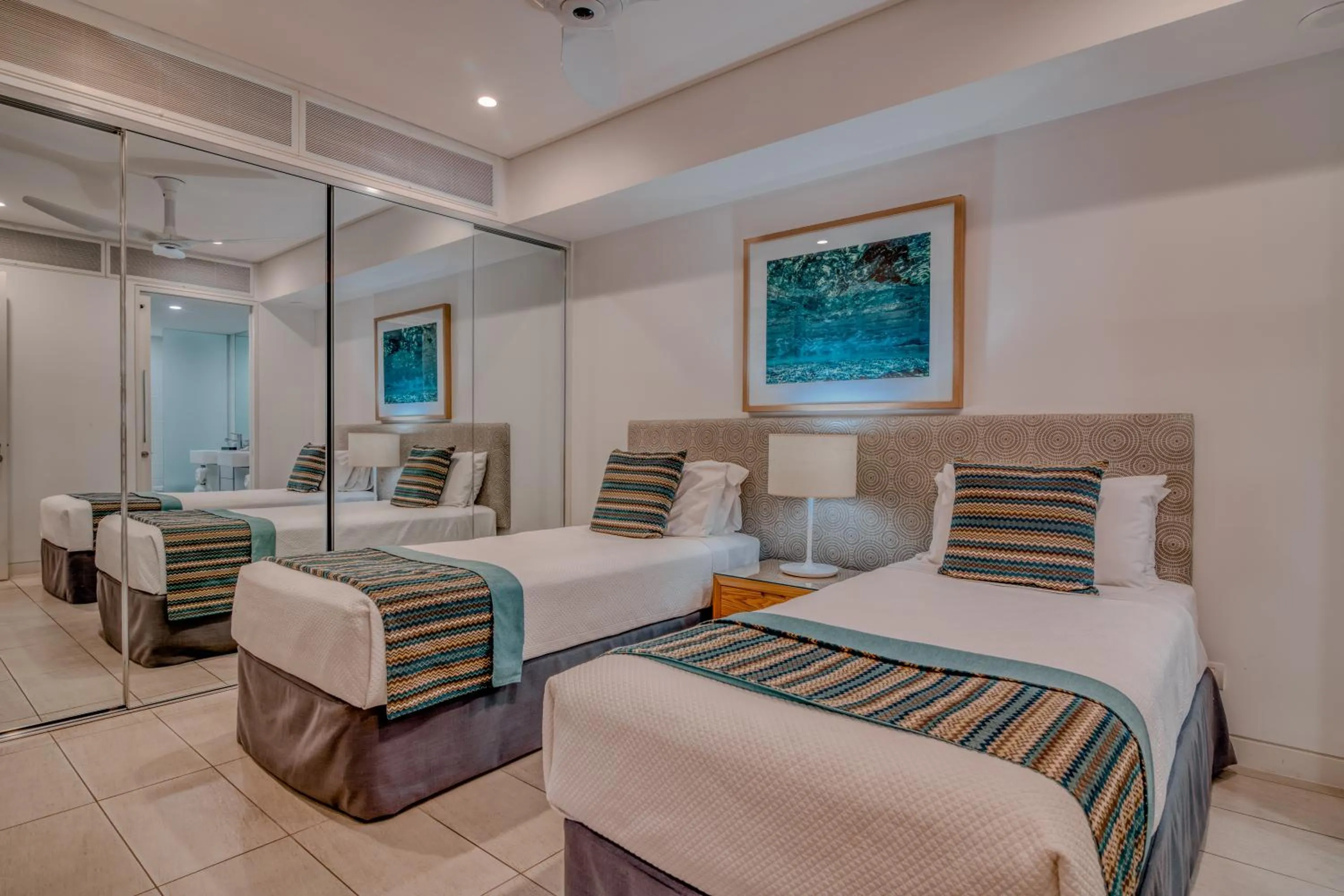 Bedroom, Bed in Coconut Grove