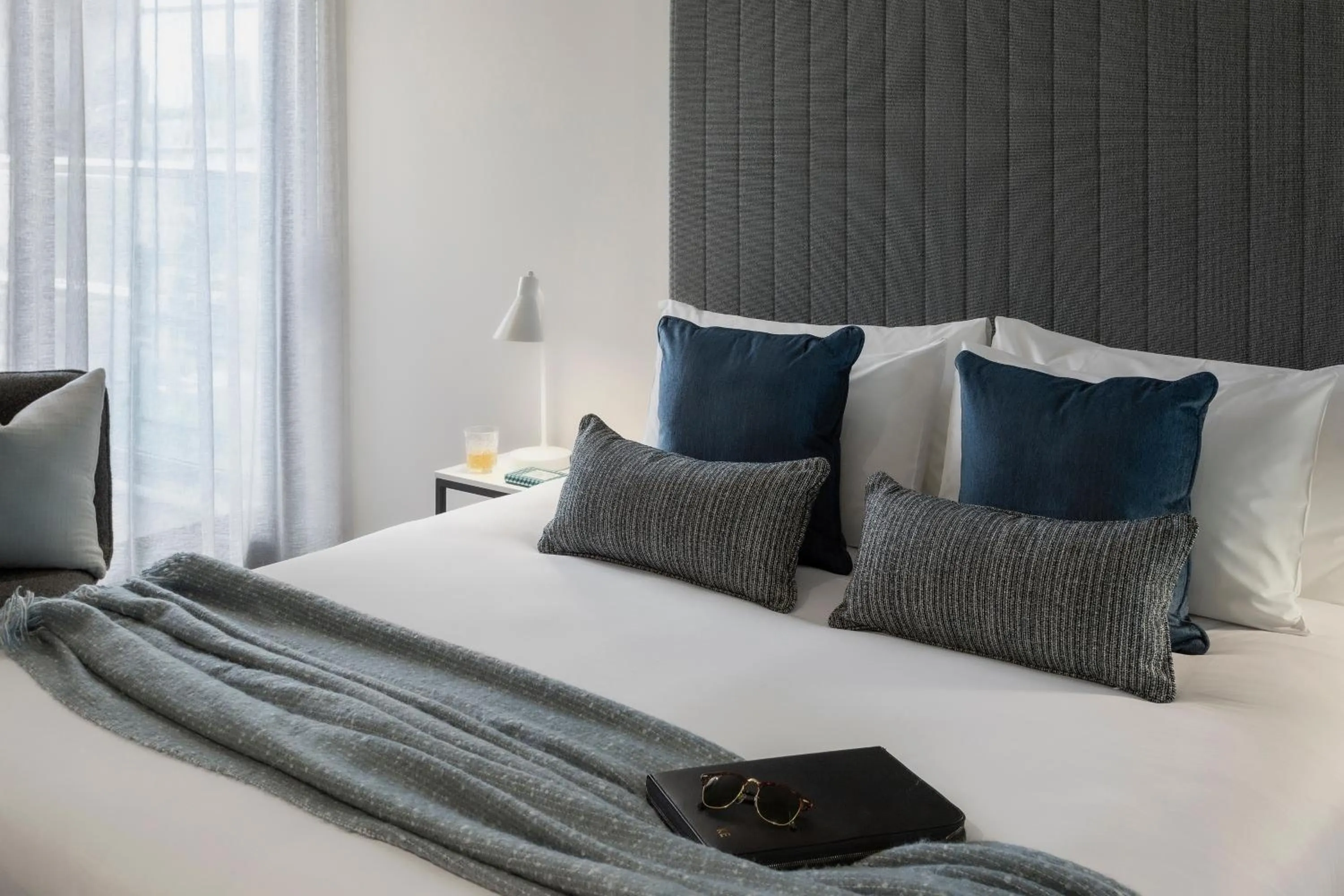 Bed in Punthill South Yarra Grand