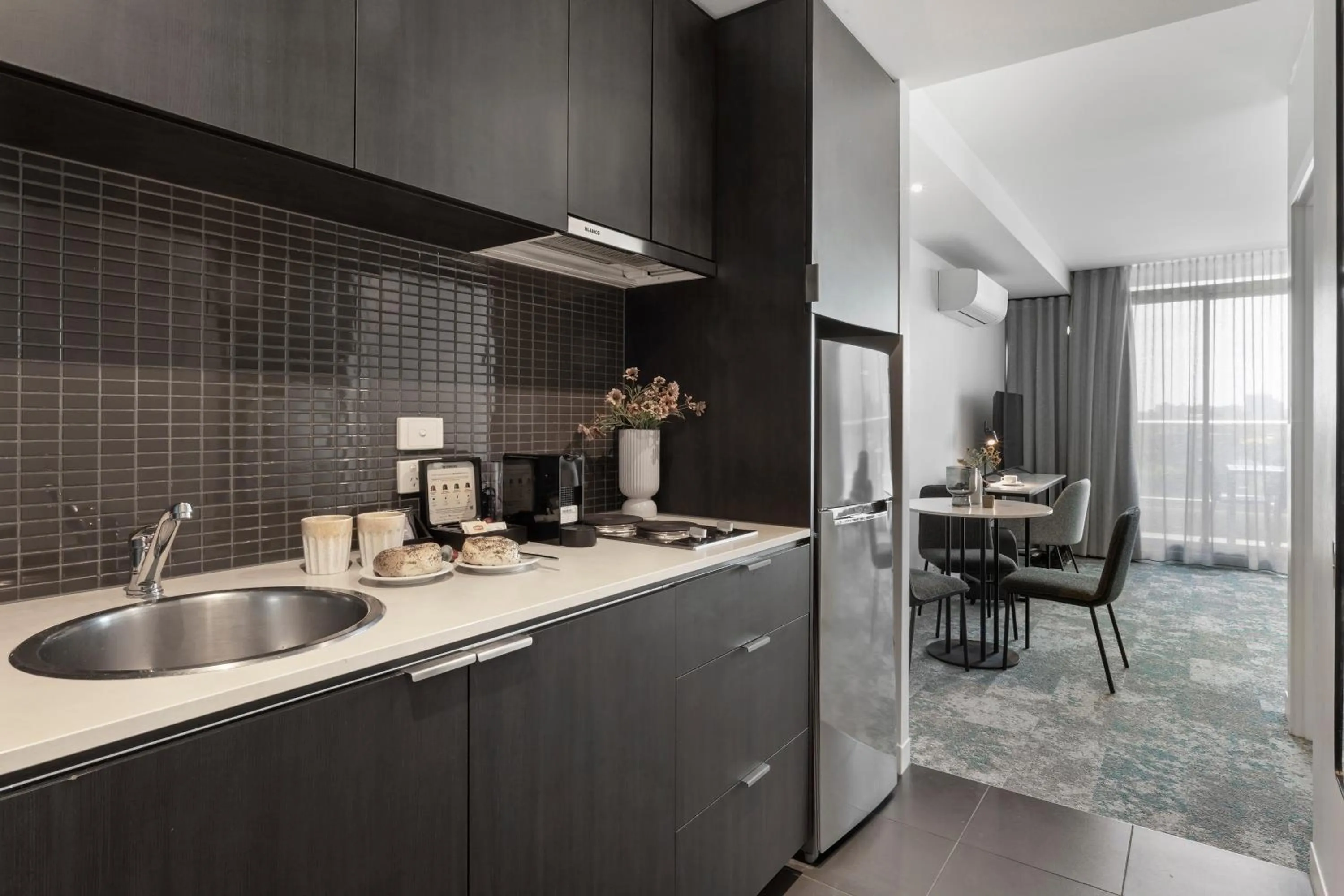 Coffee/tea facilities in Punthill South Yarra Grand