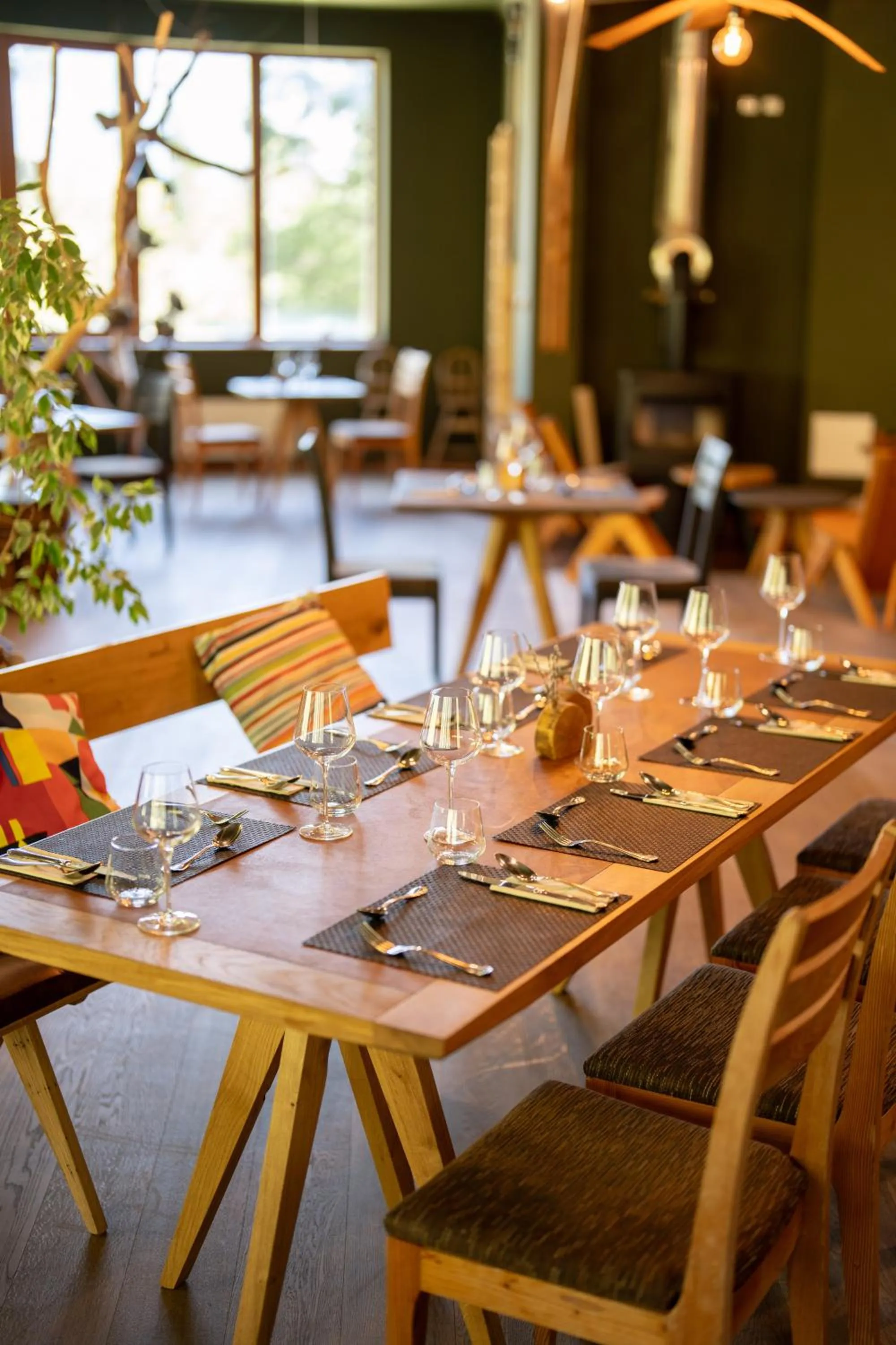 Restaurant/places to eat in Hotel Boka