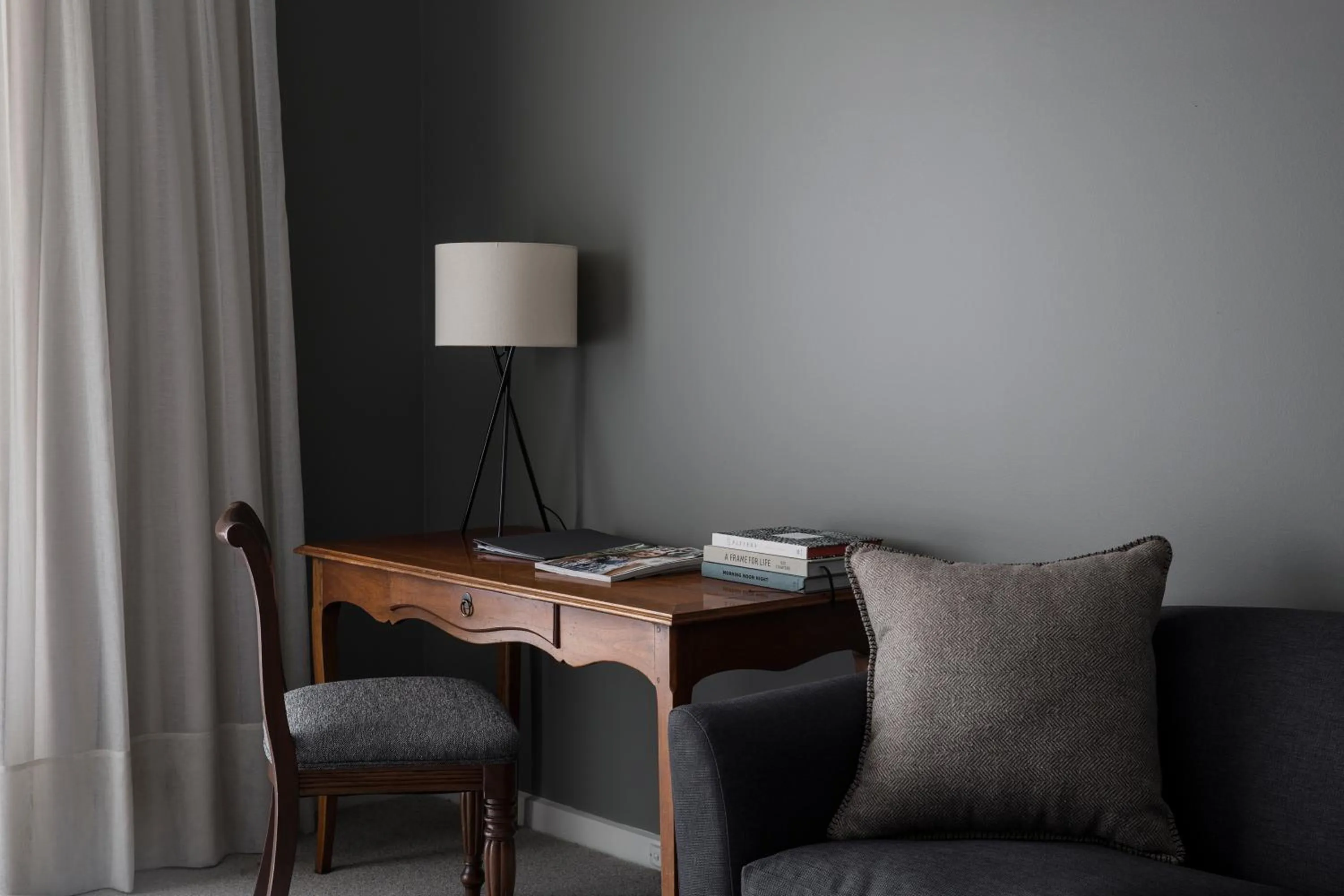 Seating area in Lancemore Lindenderry Red Hill