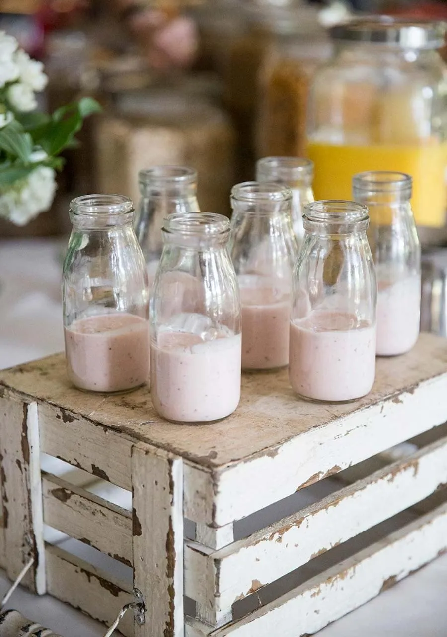 Food and drinks in Lancemore Lindenderry Red Hill