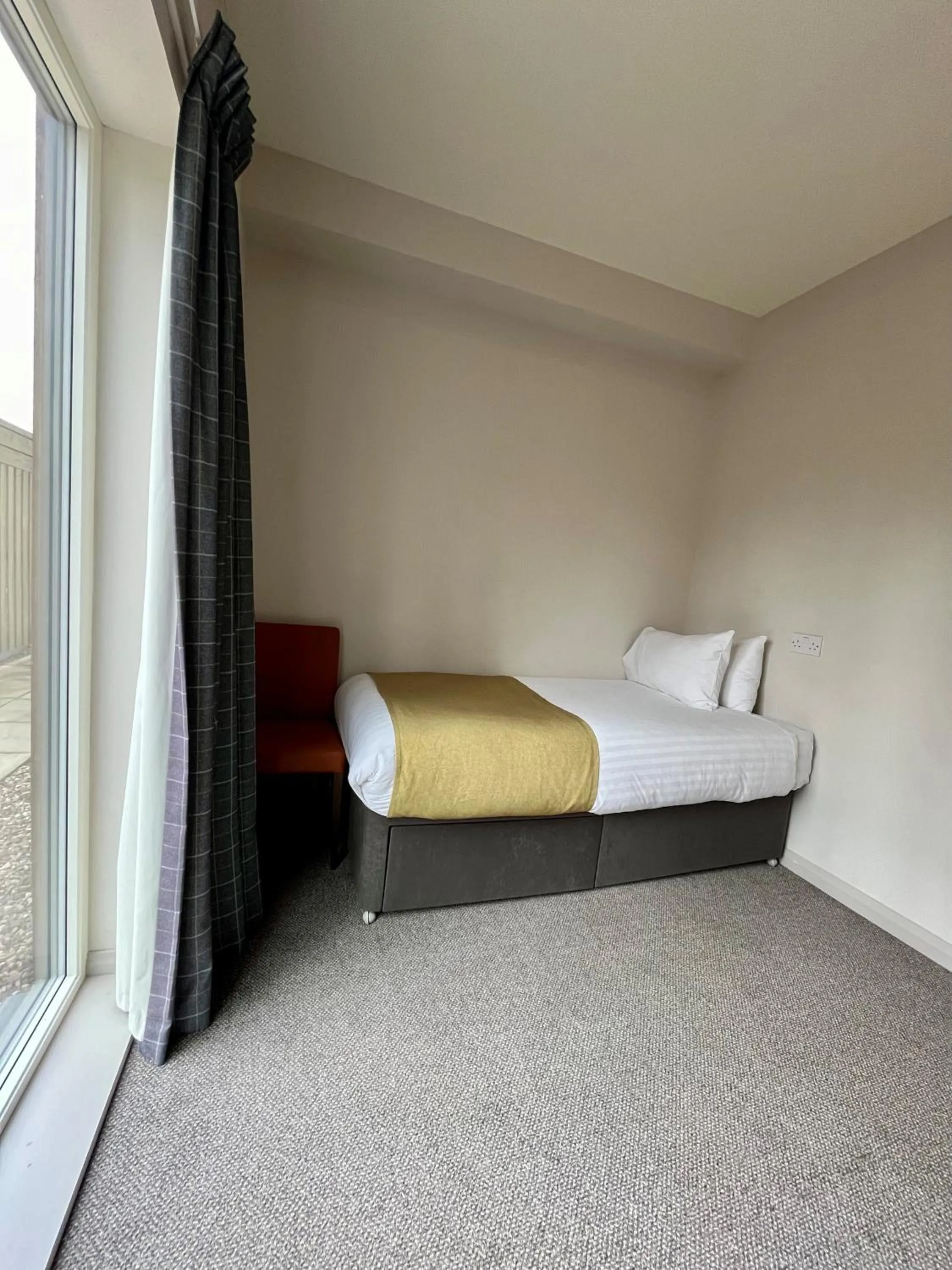 Bed in The Lodge At Perth Racecourse