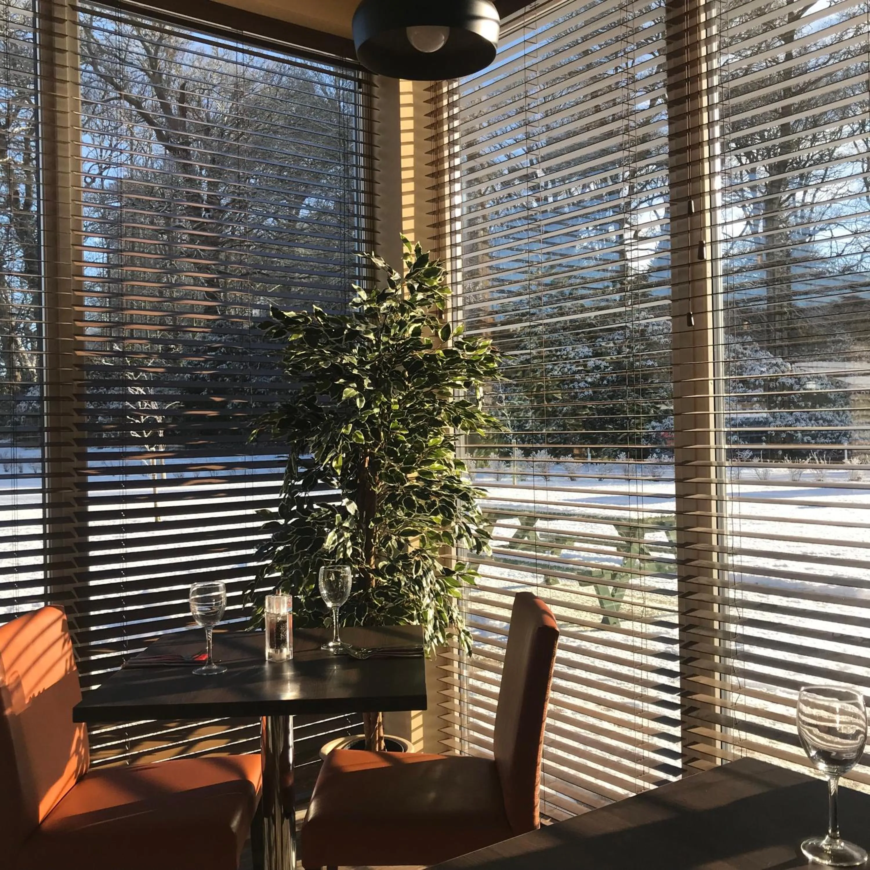 Dining area in The Lodge At Perth Racecourse