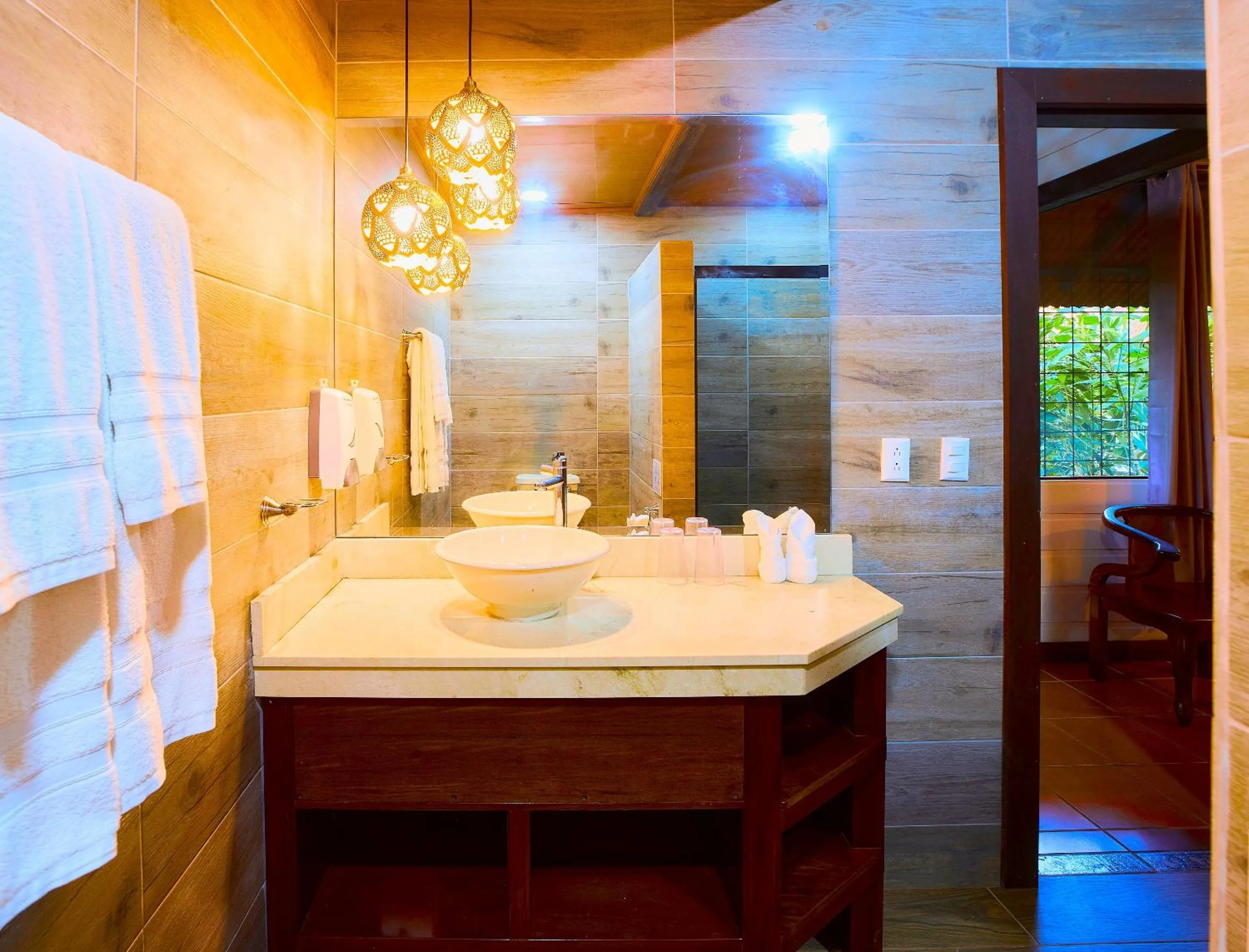 Bathroom in Aninga Lodge