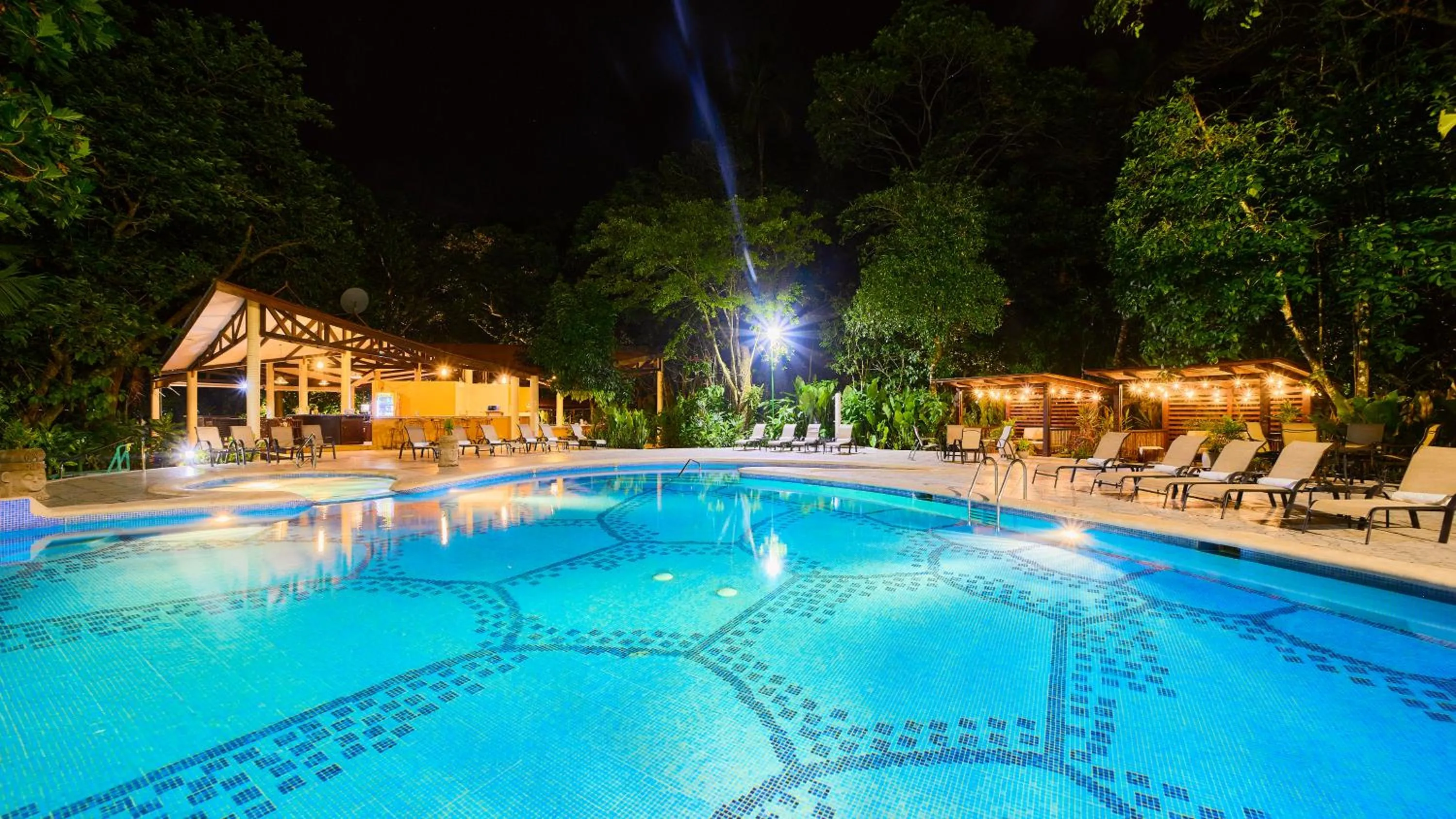 Night in Aninga Lodge