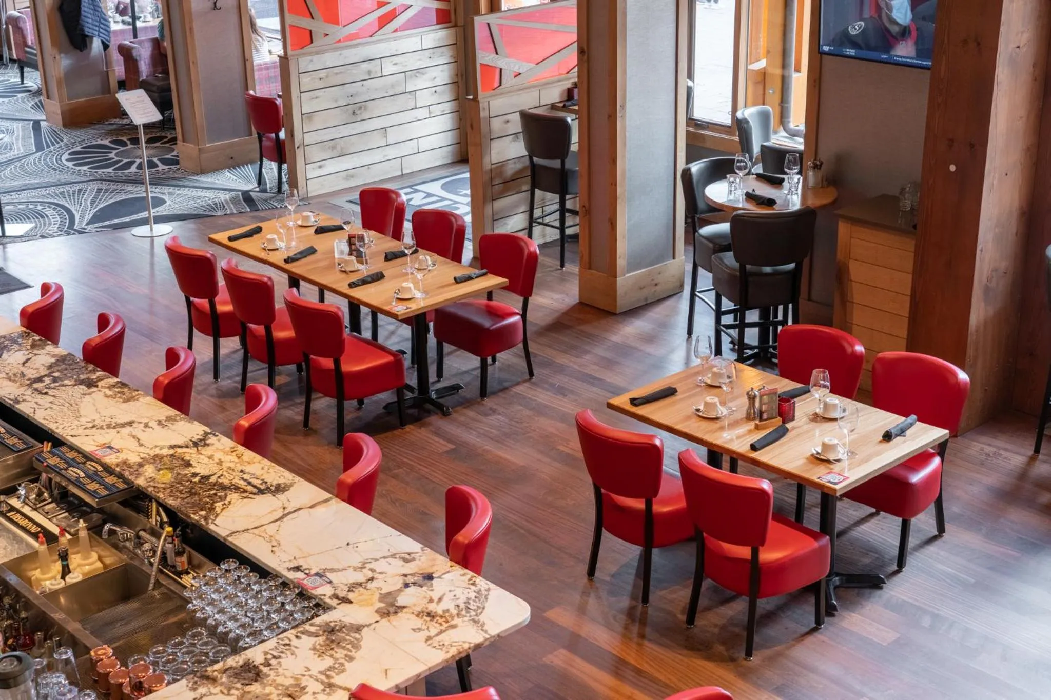 Lounge or bar in Moose Hotel and Suites