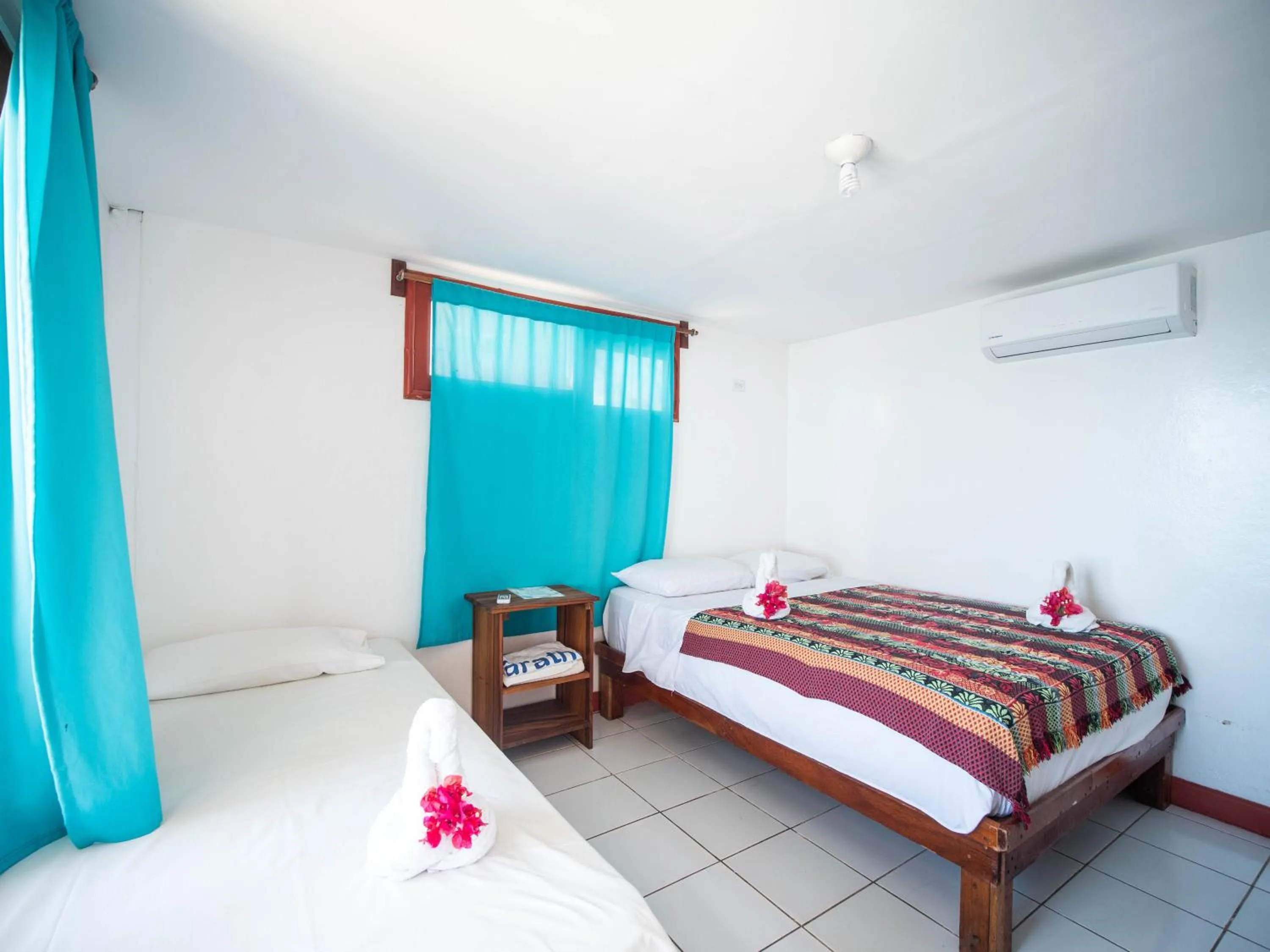 Bed in Magnific Rock - Surf Resort & Yoga Retreat Nicaragua