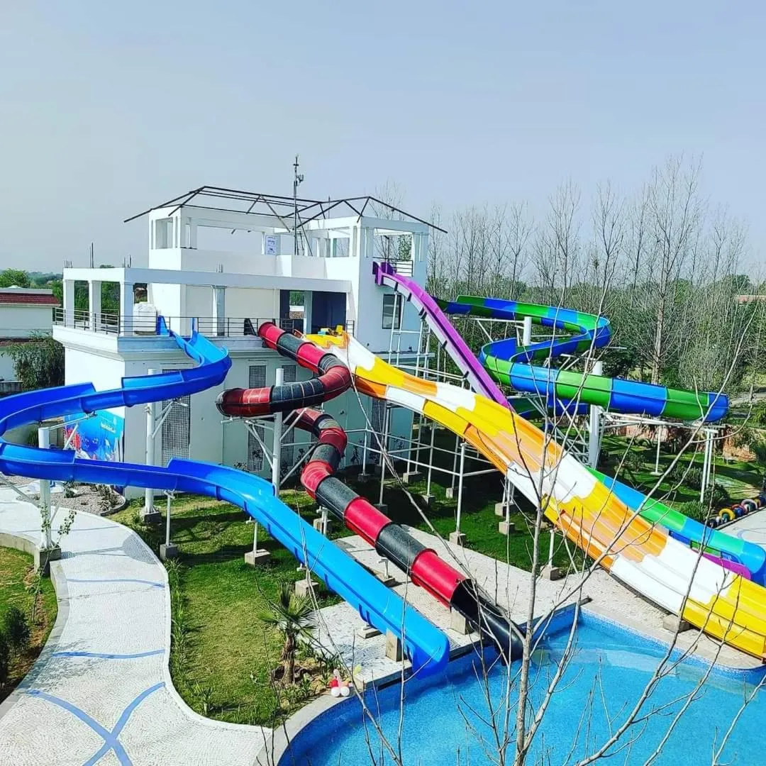 Aqua park in Riverarch Greenfields Resort
