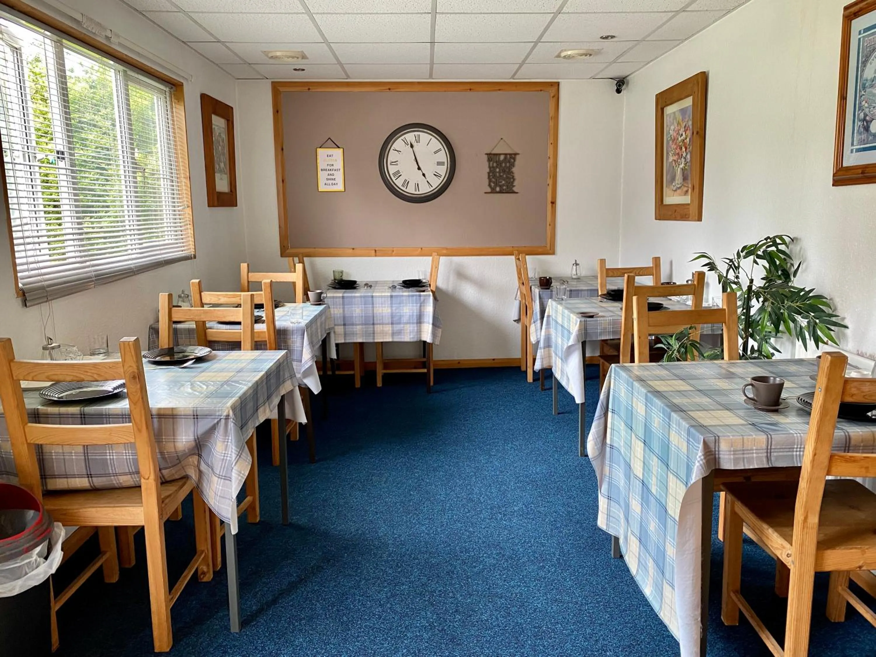 Breakfast in Charde Guest House