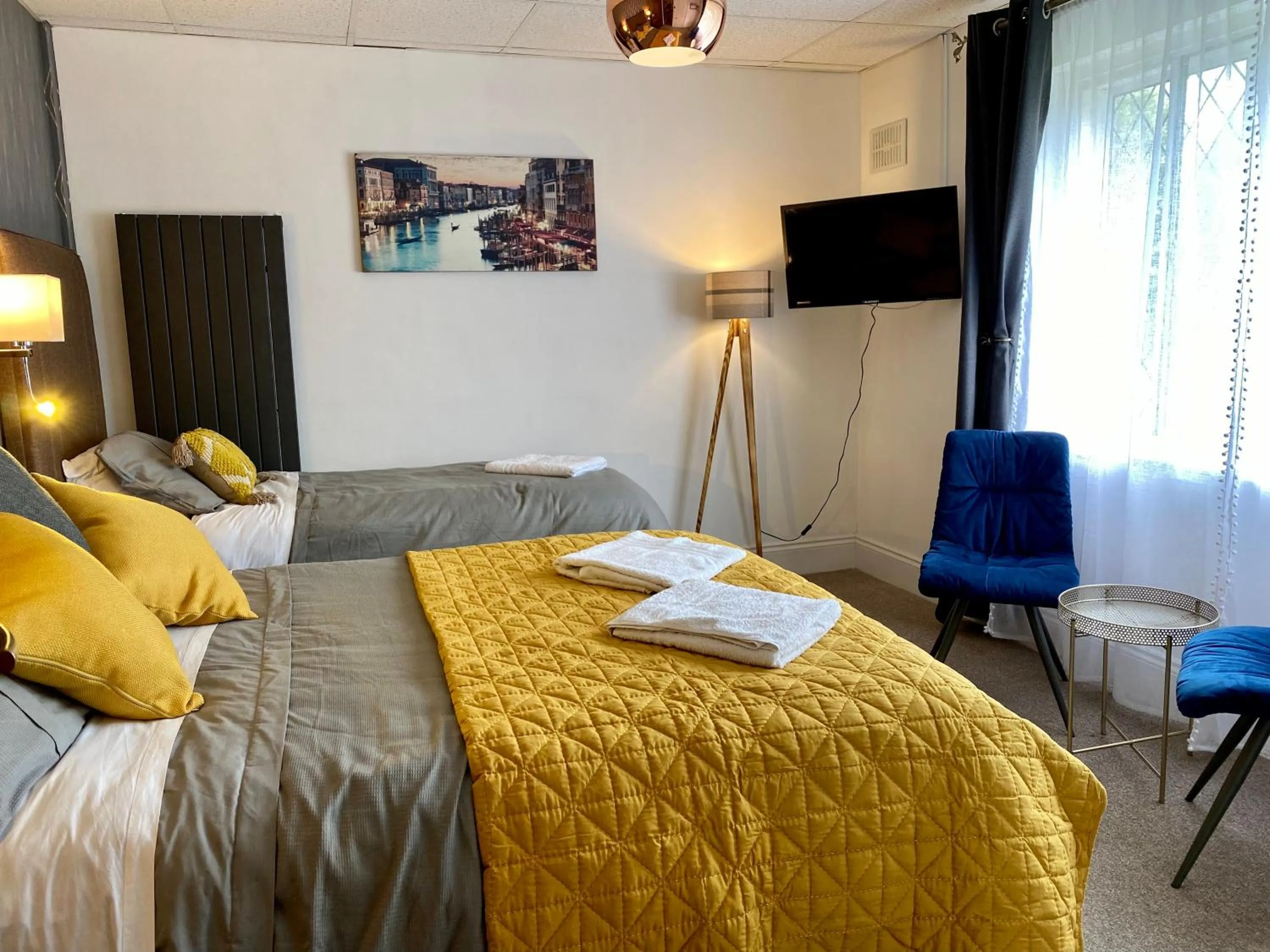 Photo of the whole room, Bed in Charde Guest House