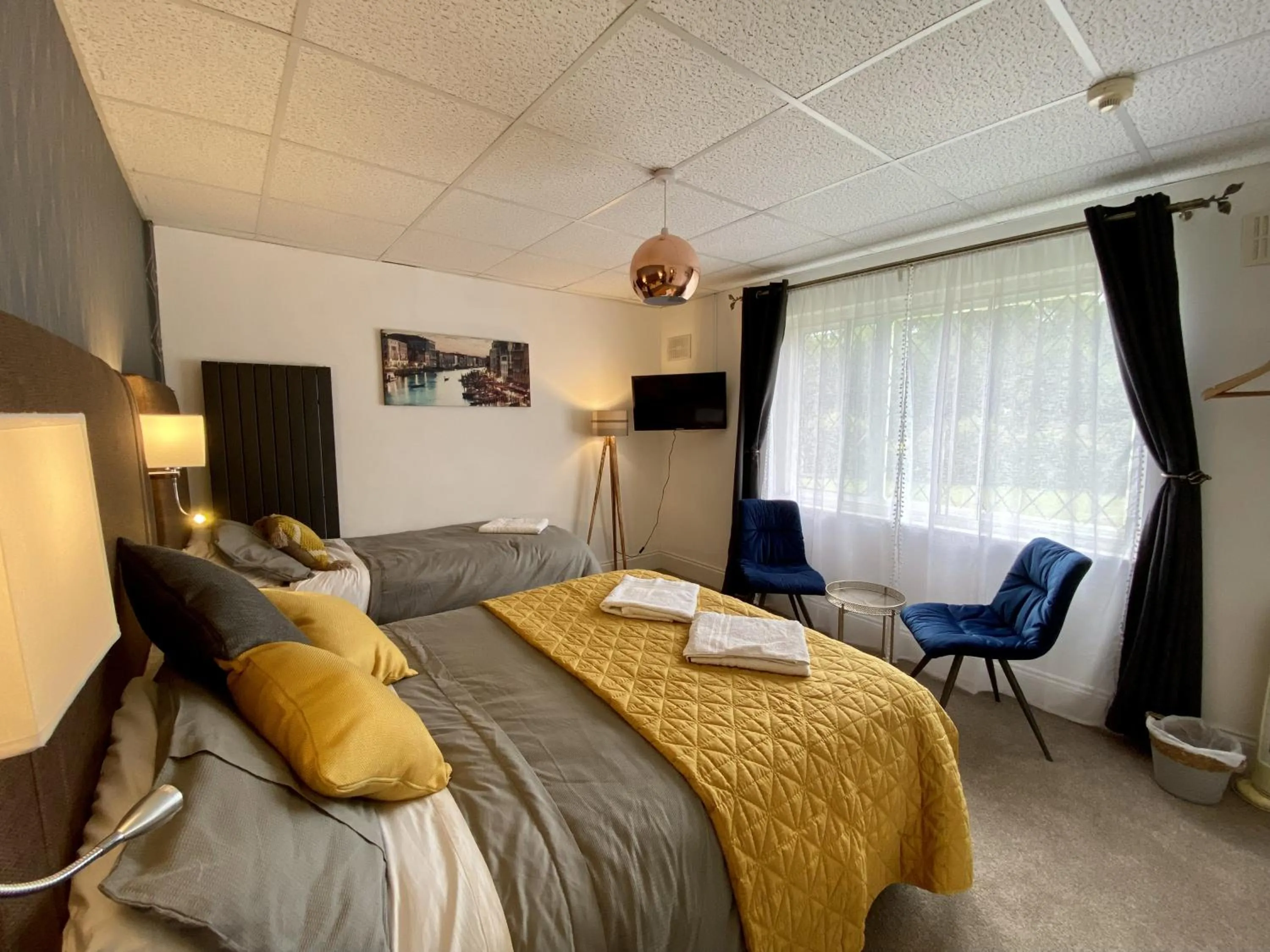 Photo of the whole room, Bed in Charde Guest House