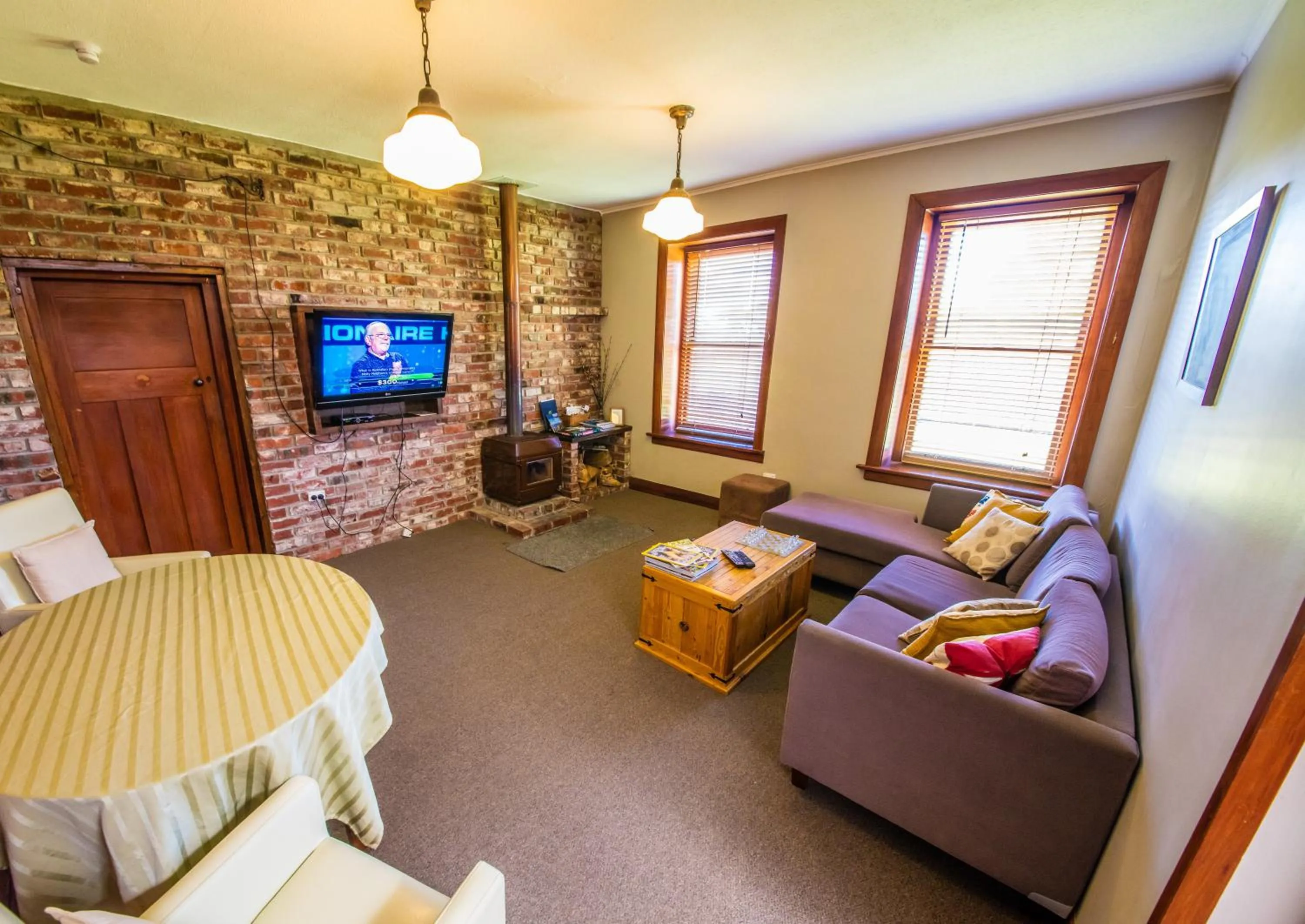 Living room in Waipiata Country Hotel