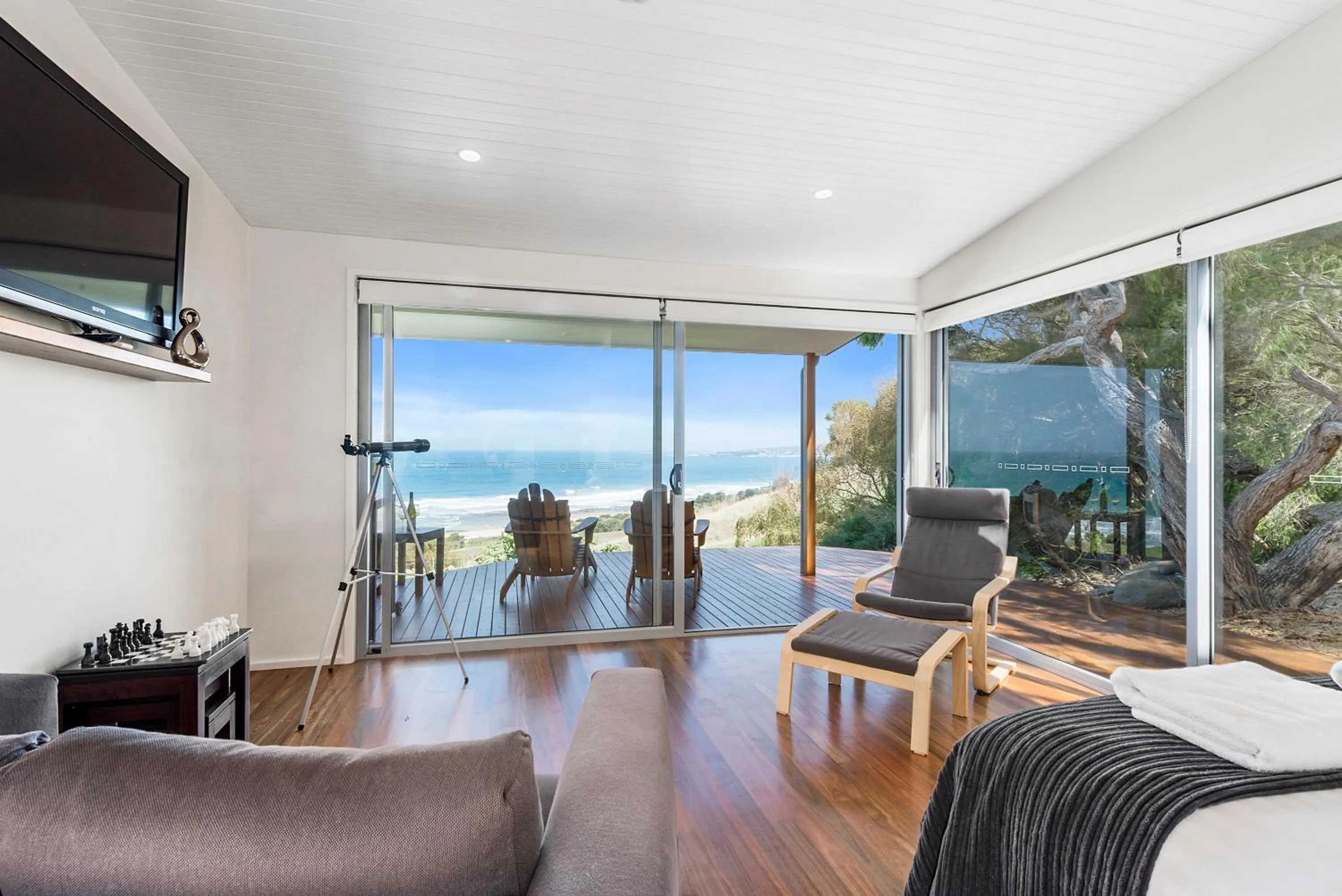 Sea view in Seafarers Getaway