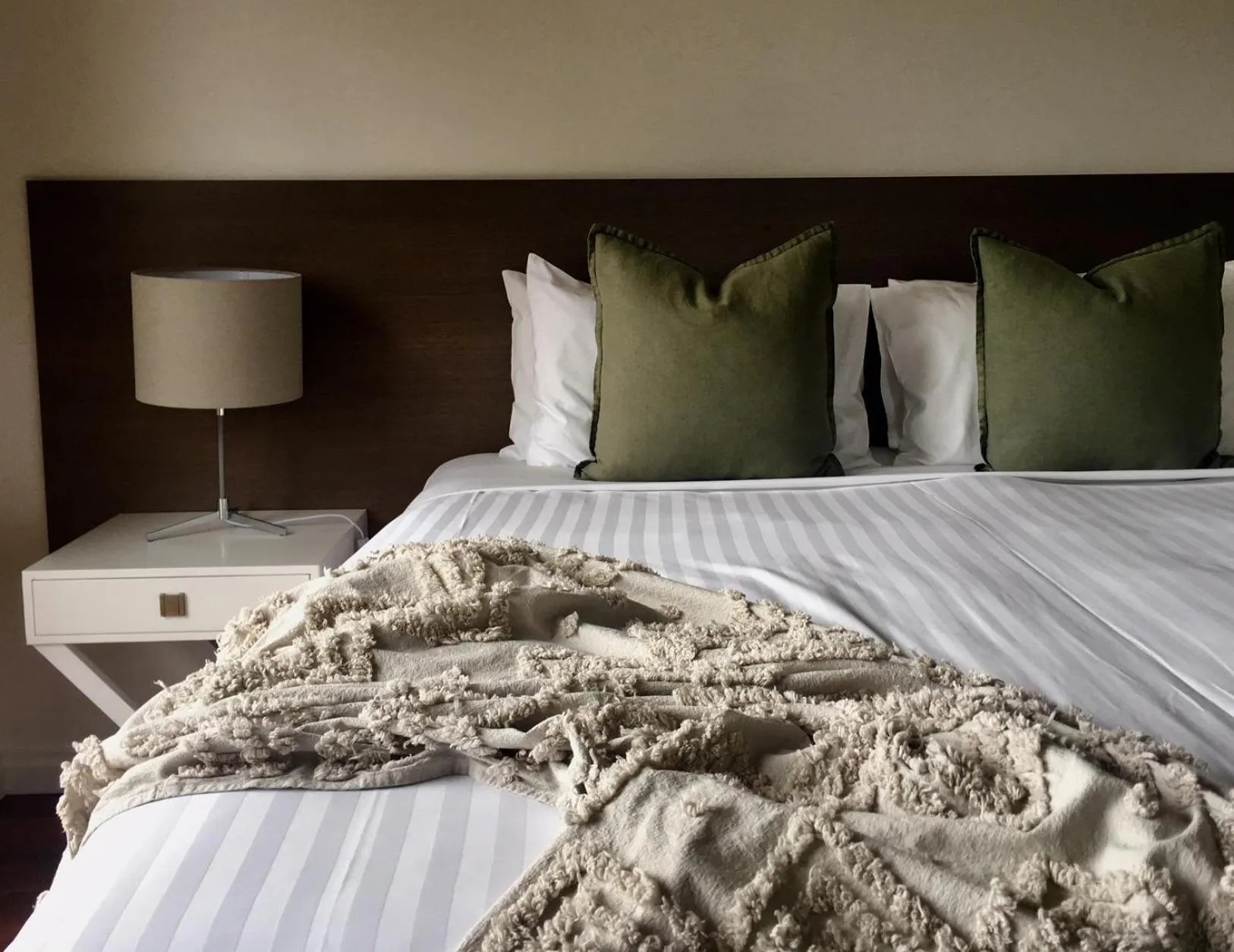 Bed in Yering Gorge Cottages