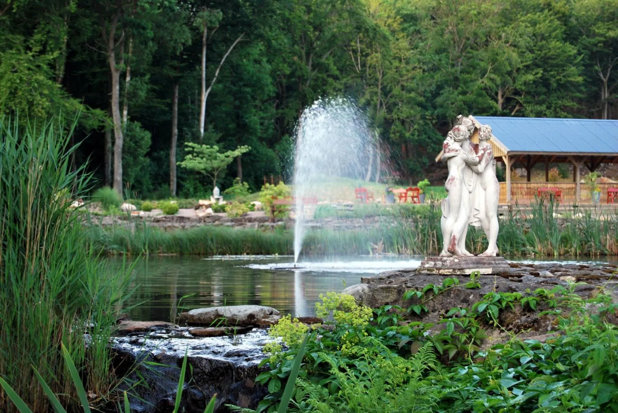 Property building in Hillesgården