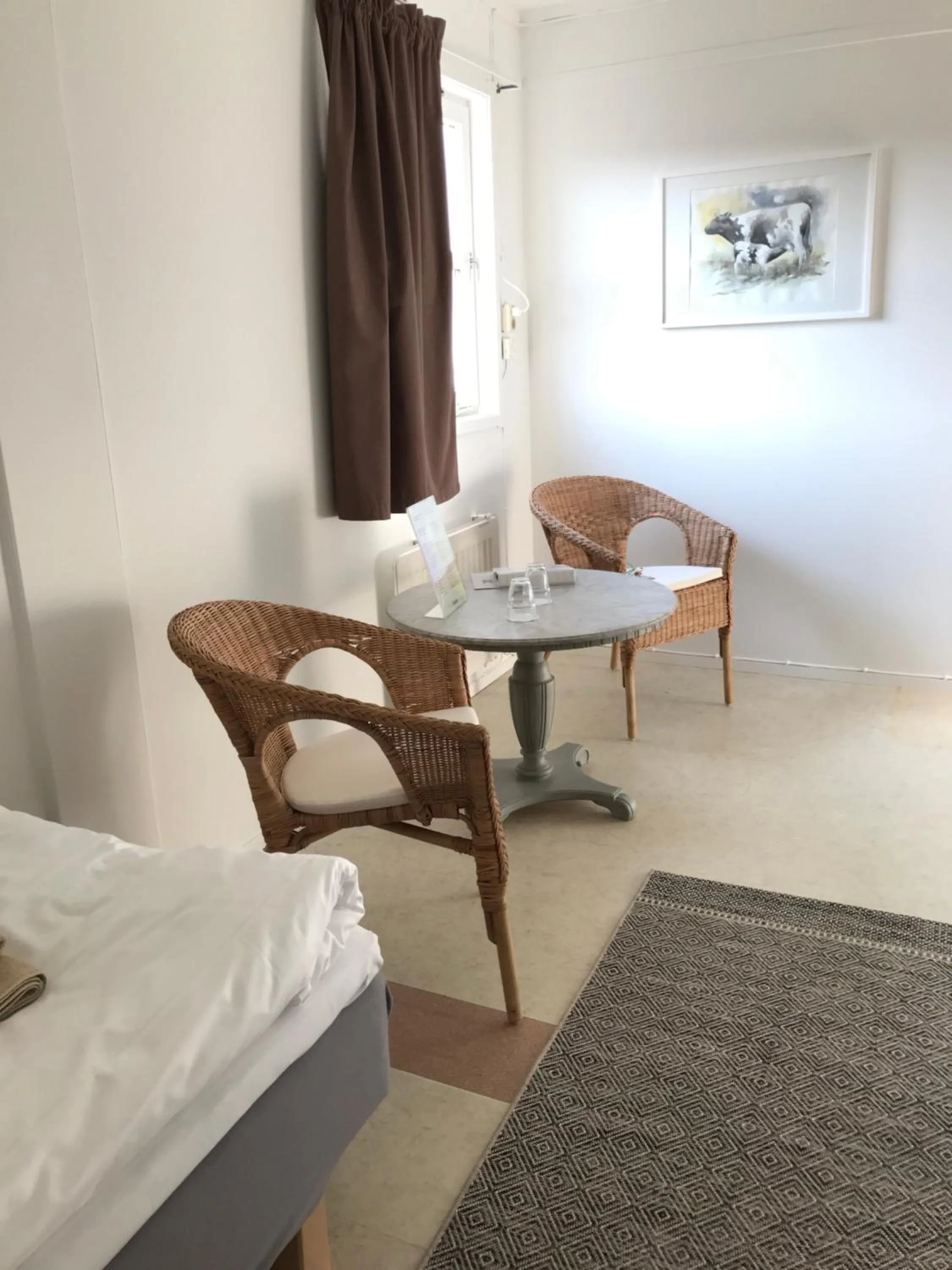 Photo of the whole room, Bed in Hillesgården