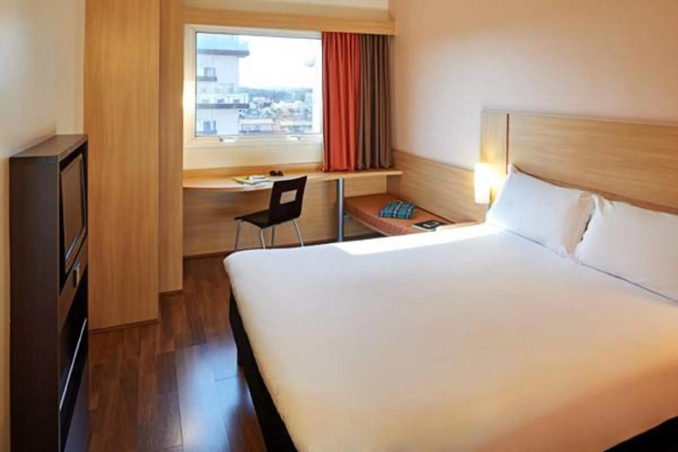 Bedroom, Bed in Ibis São Carlos