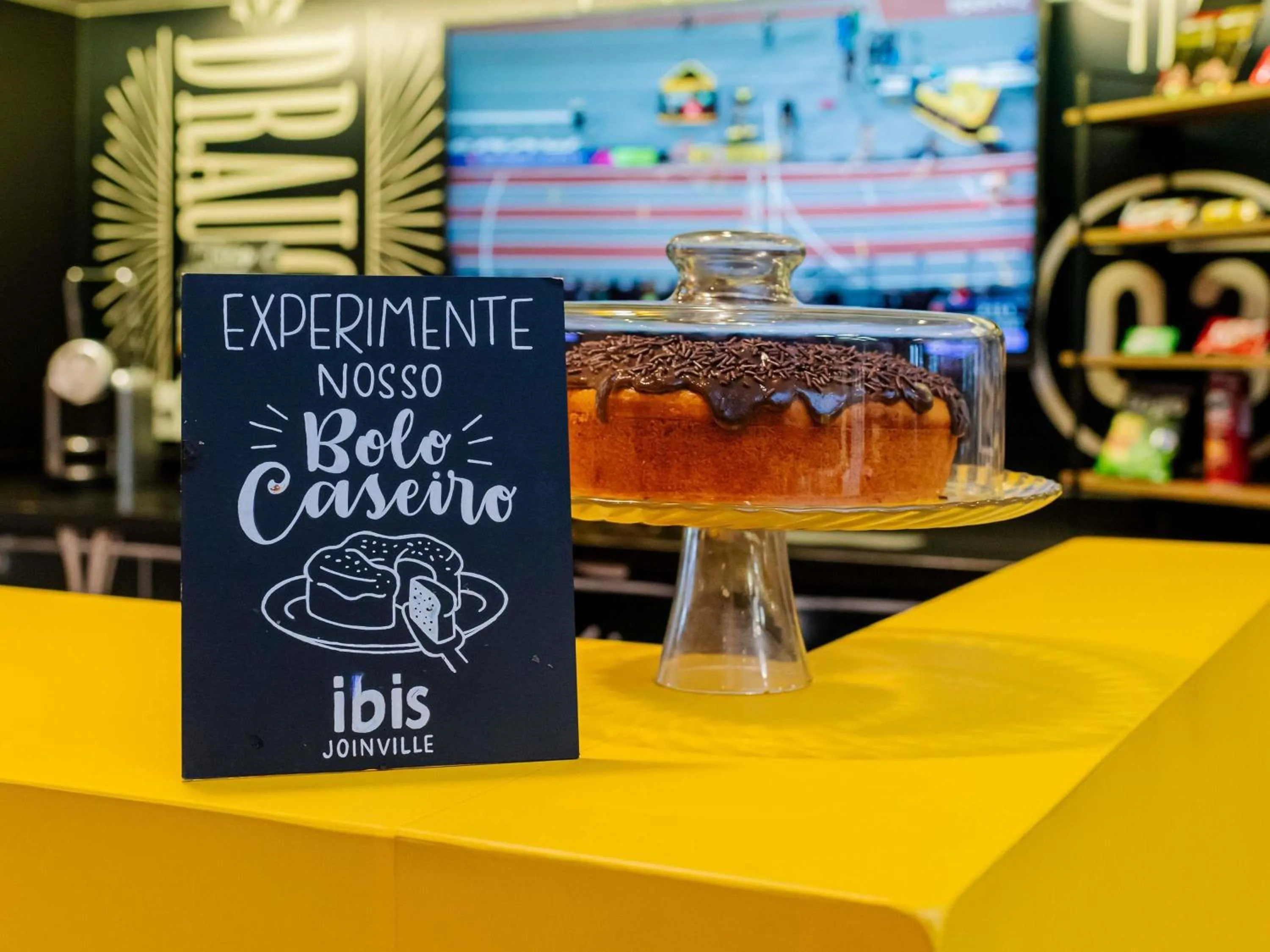 Lounge or bar in ibis Joinville