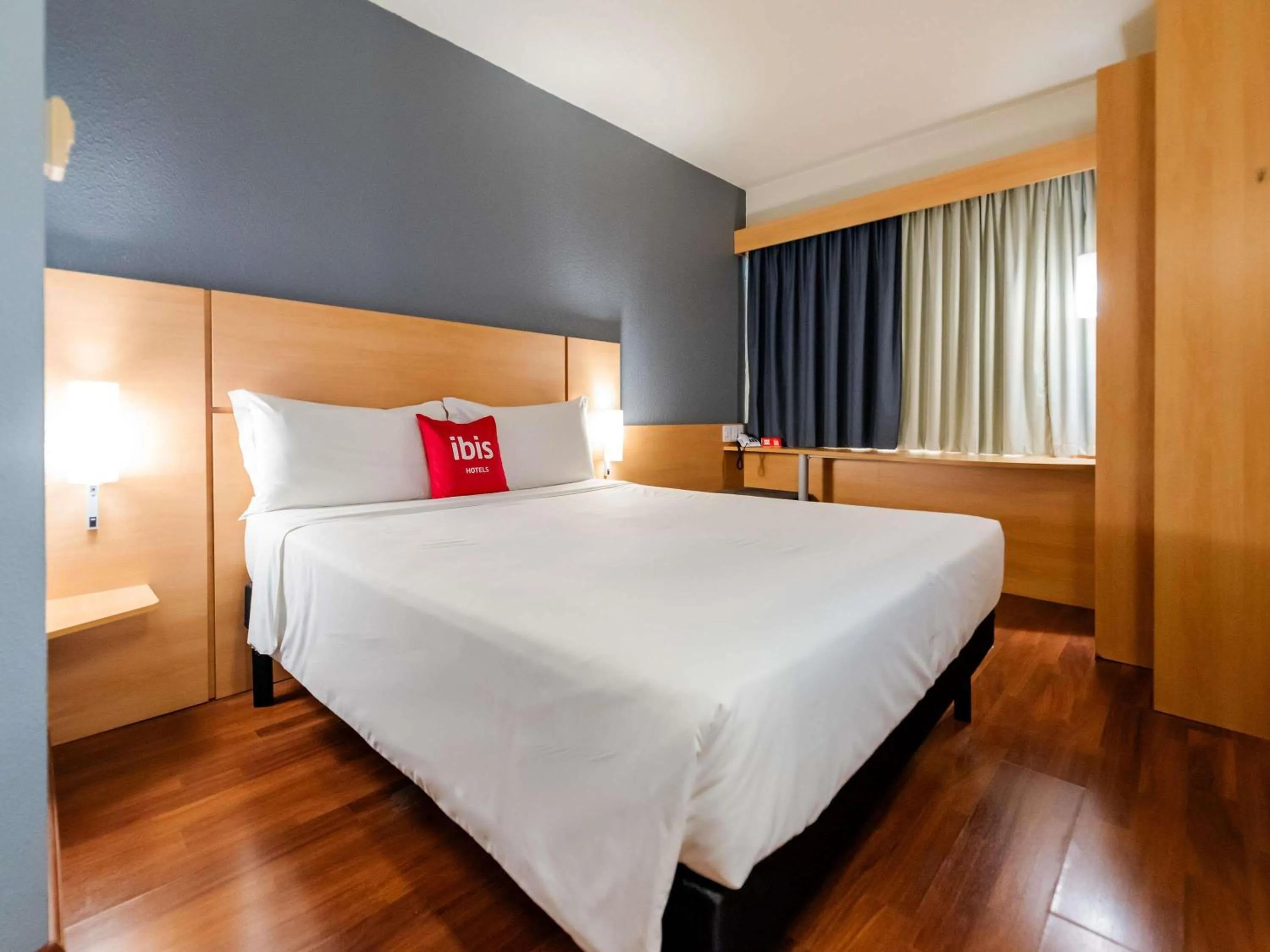 Bedroom, Bed in ibis Joinville