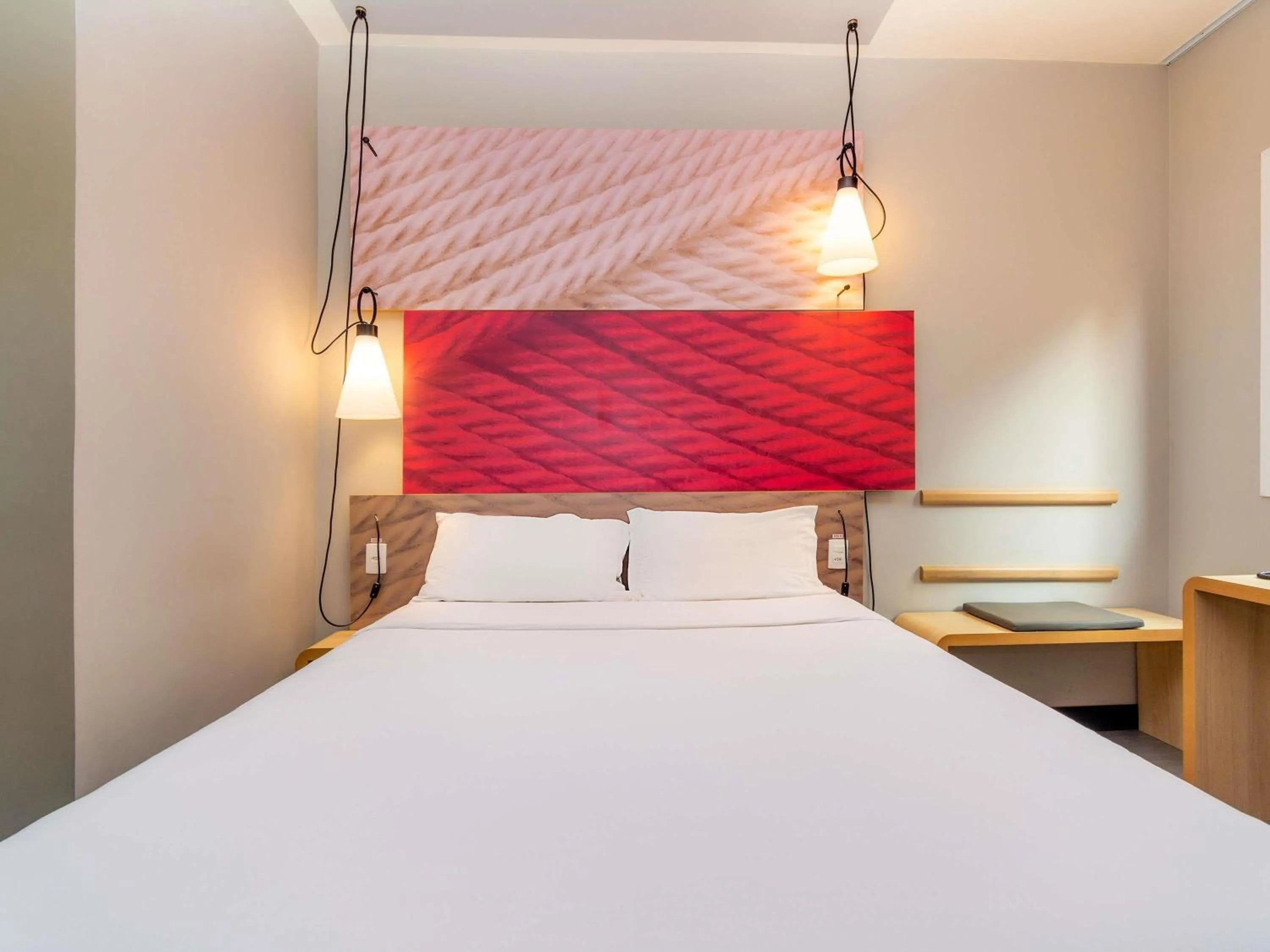 Bedroom, Bed in ibis Campo Grande